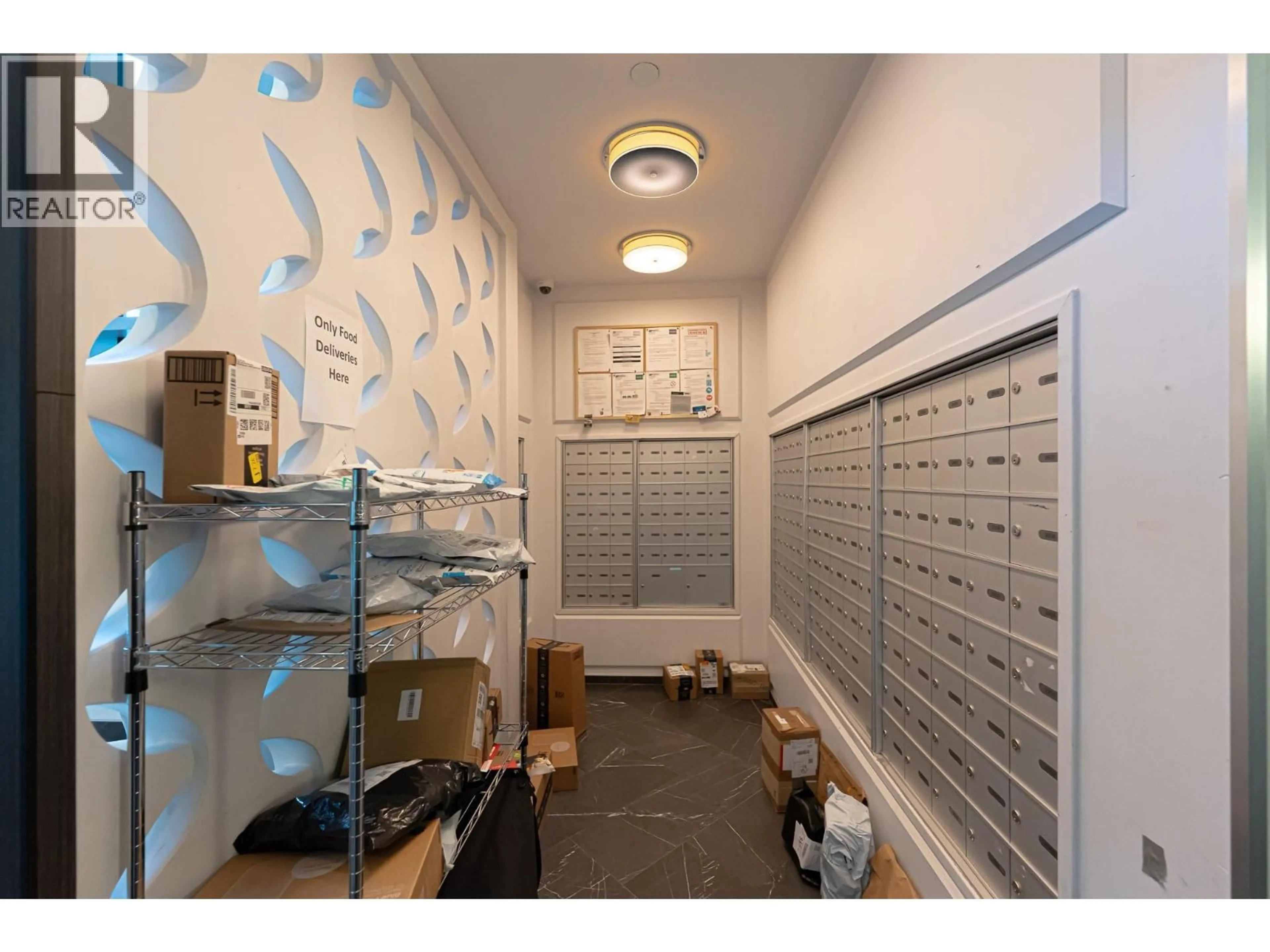 Storage room or clothes room or walk-in closet for 2105 - 520 COMO LAKE AVENUE, Coquitlam British Columbia V3J0E8