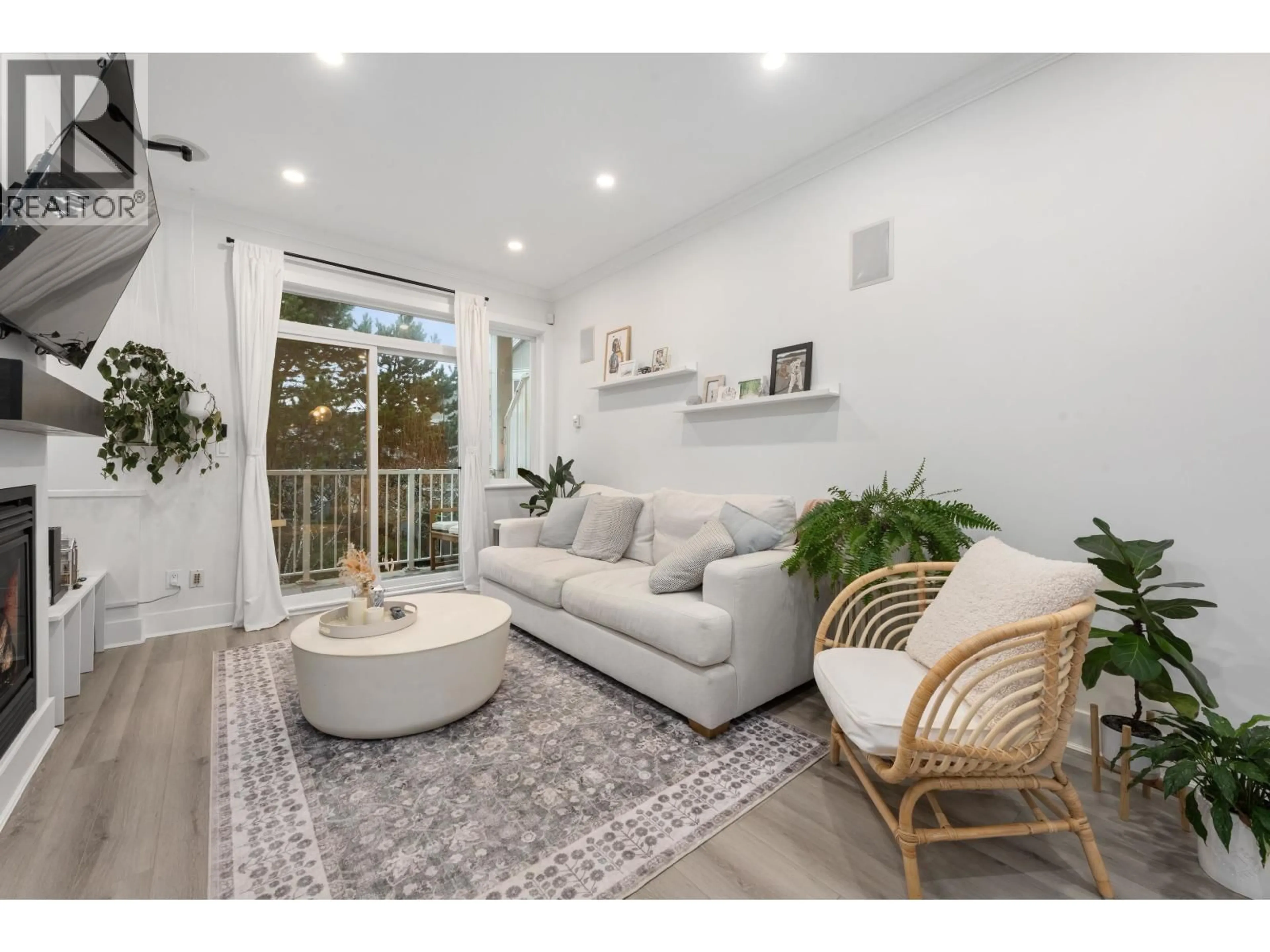 Living room with furniture, unknown for 24 - 6300 LONDON ROAD, Richmond British Columbia V7E6V6