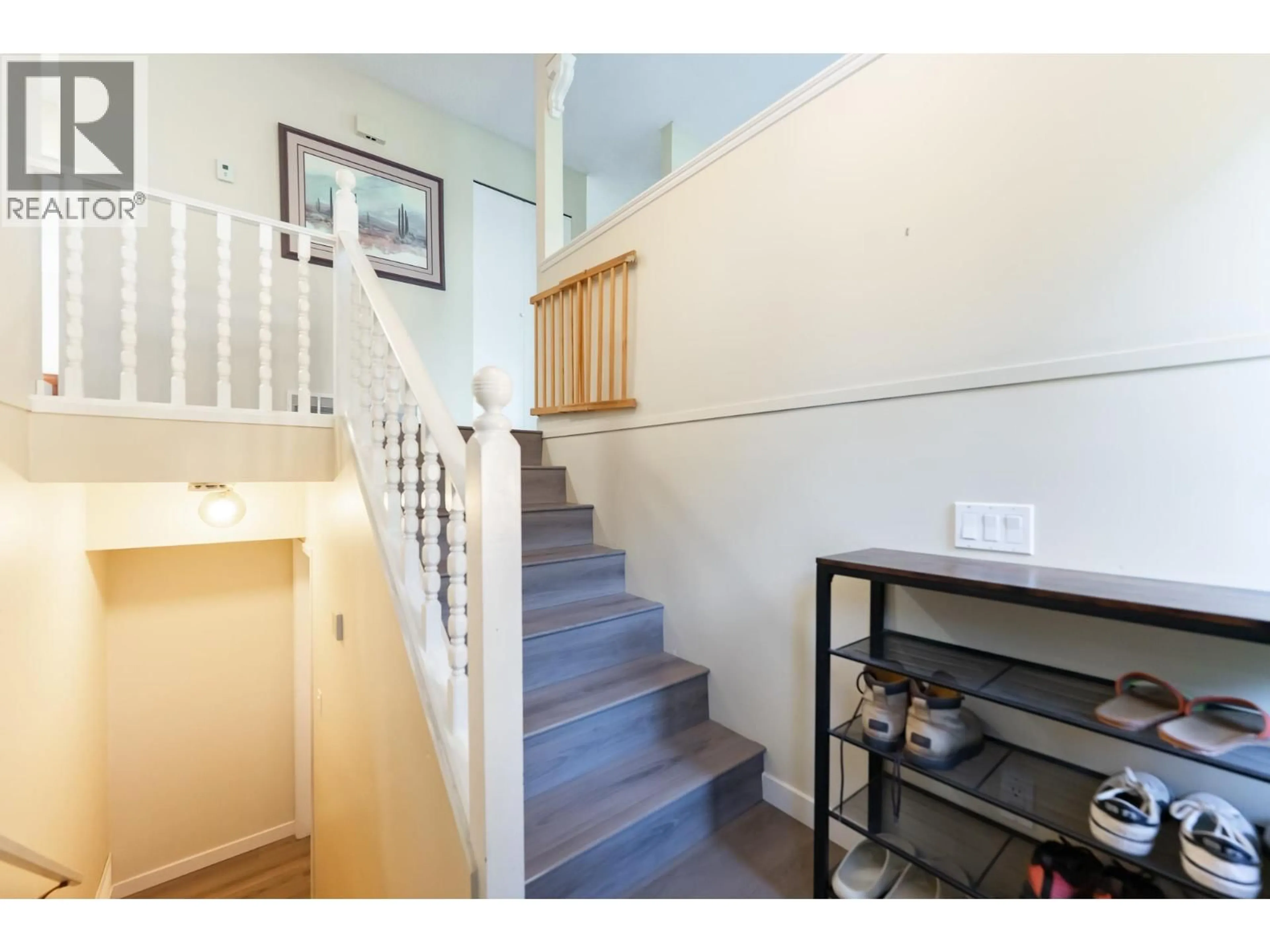 Unknown for 2075 RUFUS DRIVE, North Vancouver British Columbia V7J3N2