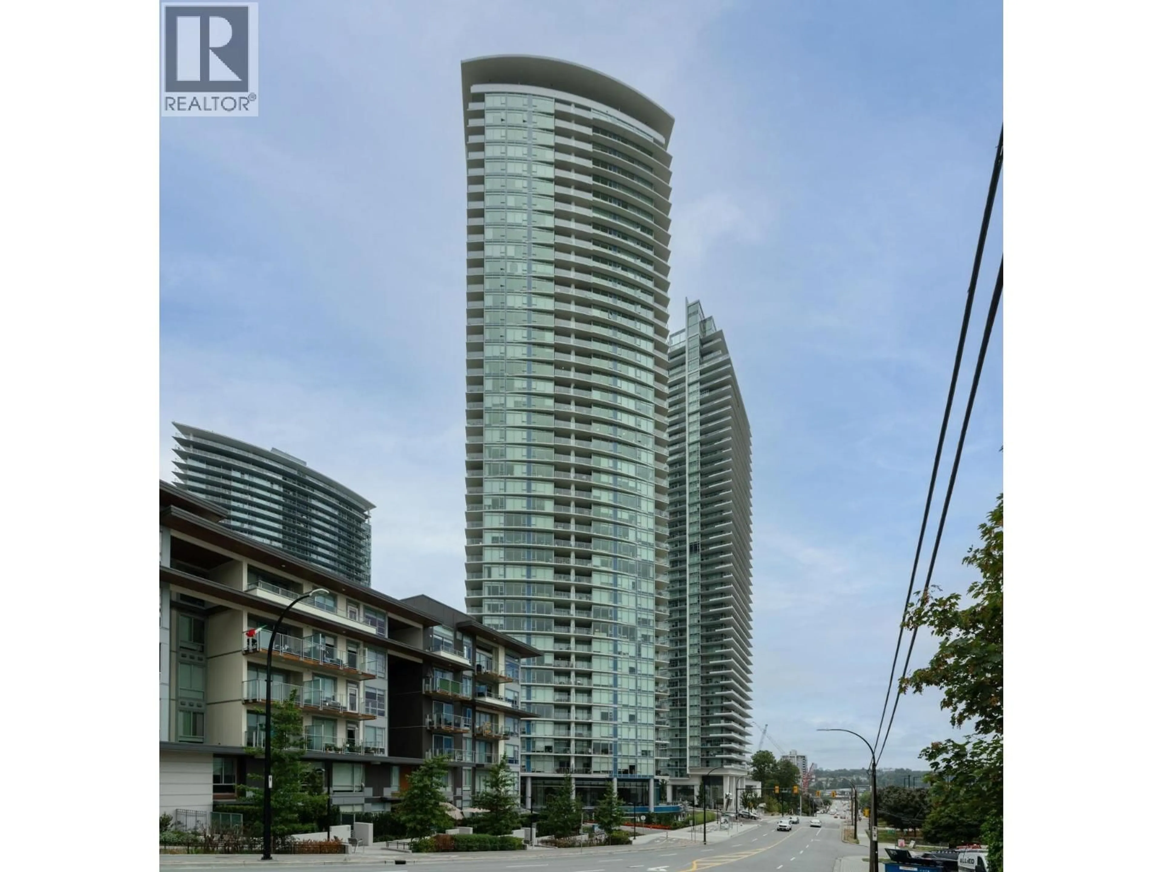 Unknown for 601 - 1788 GILMORE AVENUE, Burnaby British Columbia V5C0L5