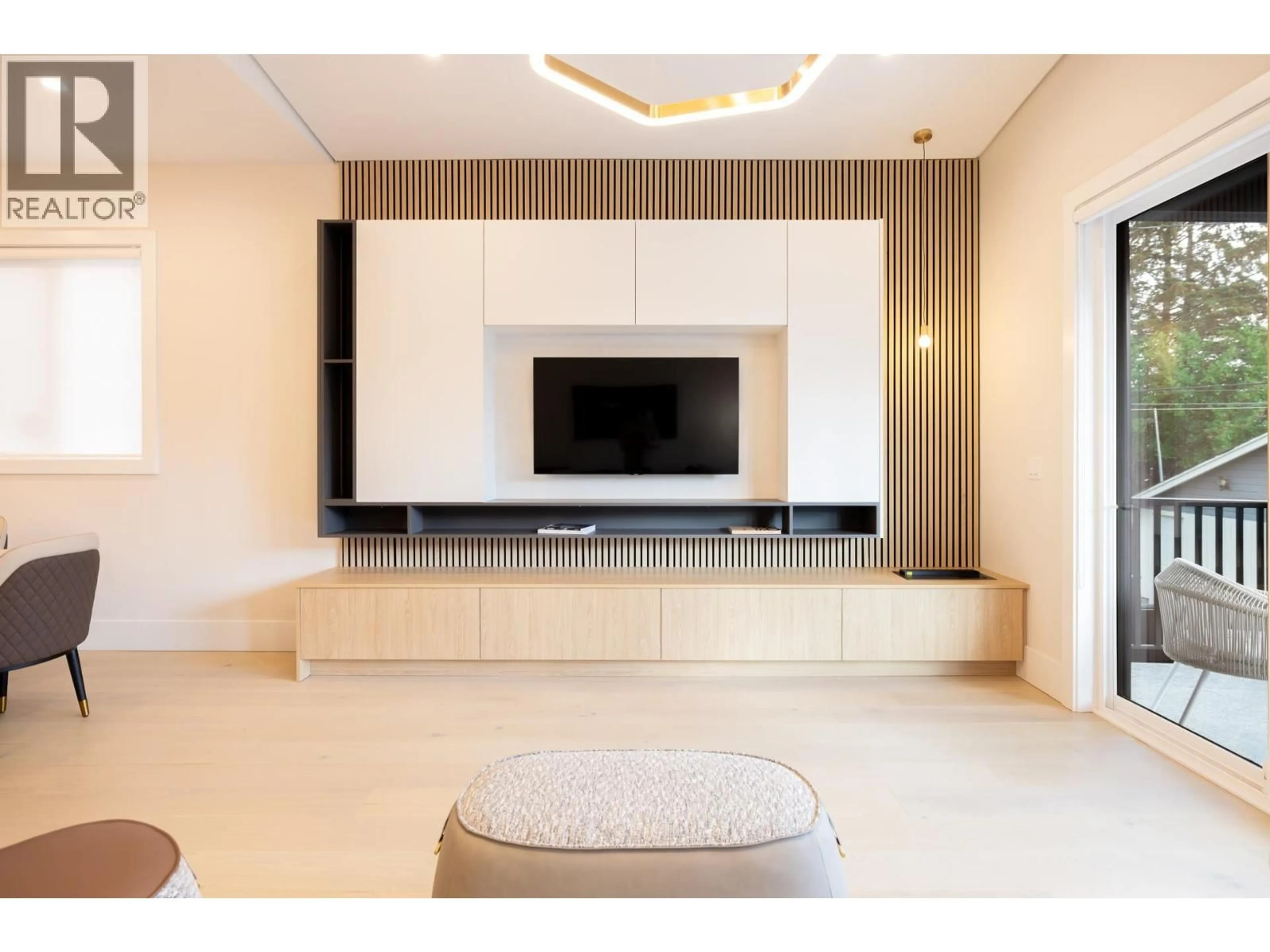 Home theater for 8055 18TH AVENUE, Burnaby British Columbia V3N1J9