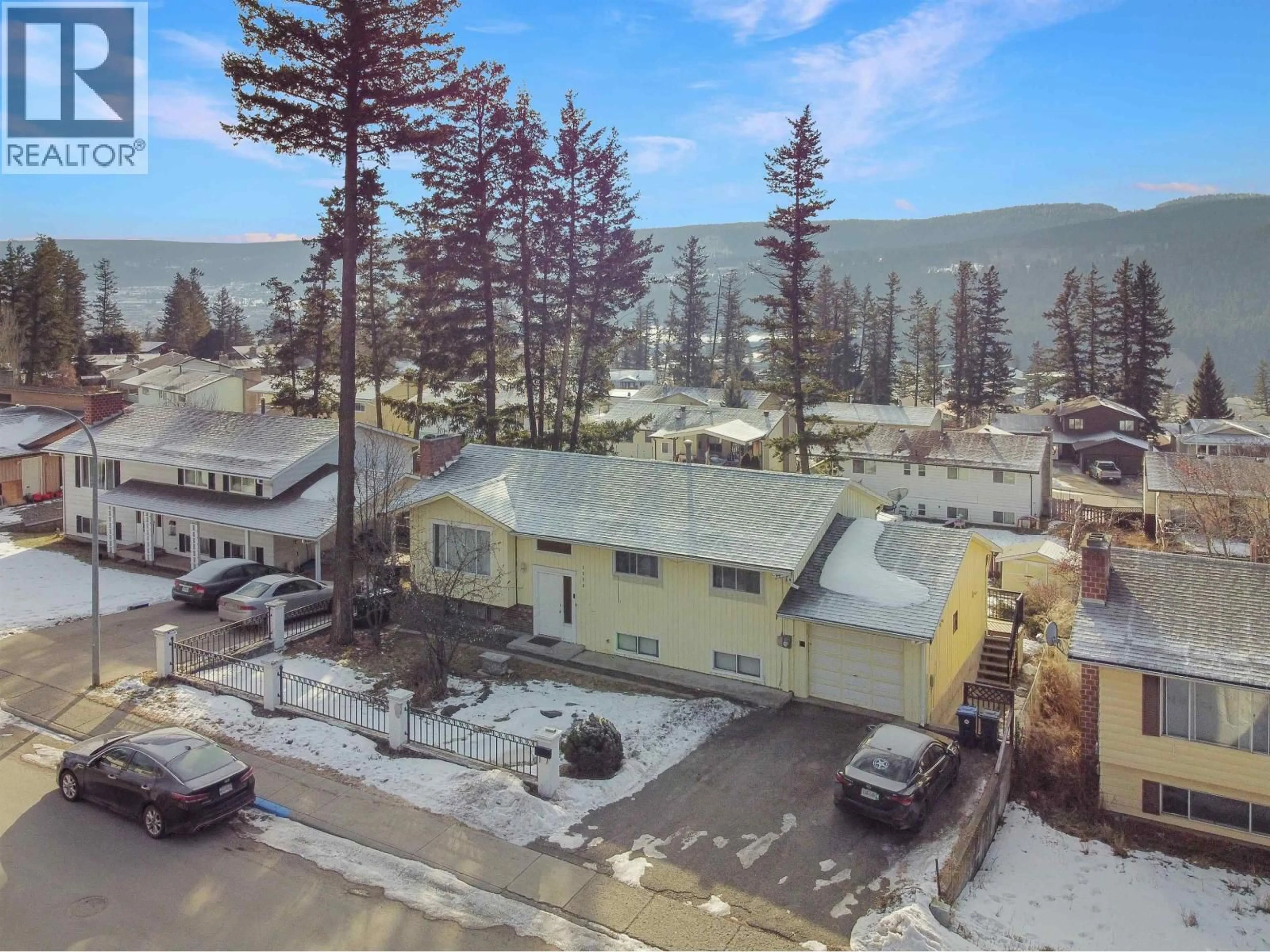 A pic from outside/outdoor area/front of a property/back of a property/a pic from drone, mountain view for 1235 MOON AVENUE, Williams Lake British Columbia V2G4C1