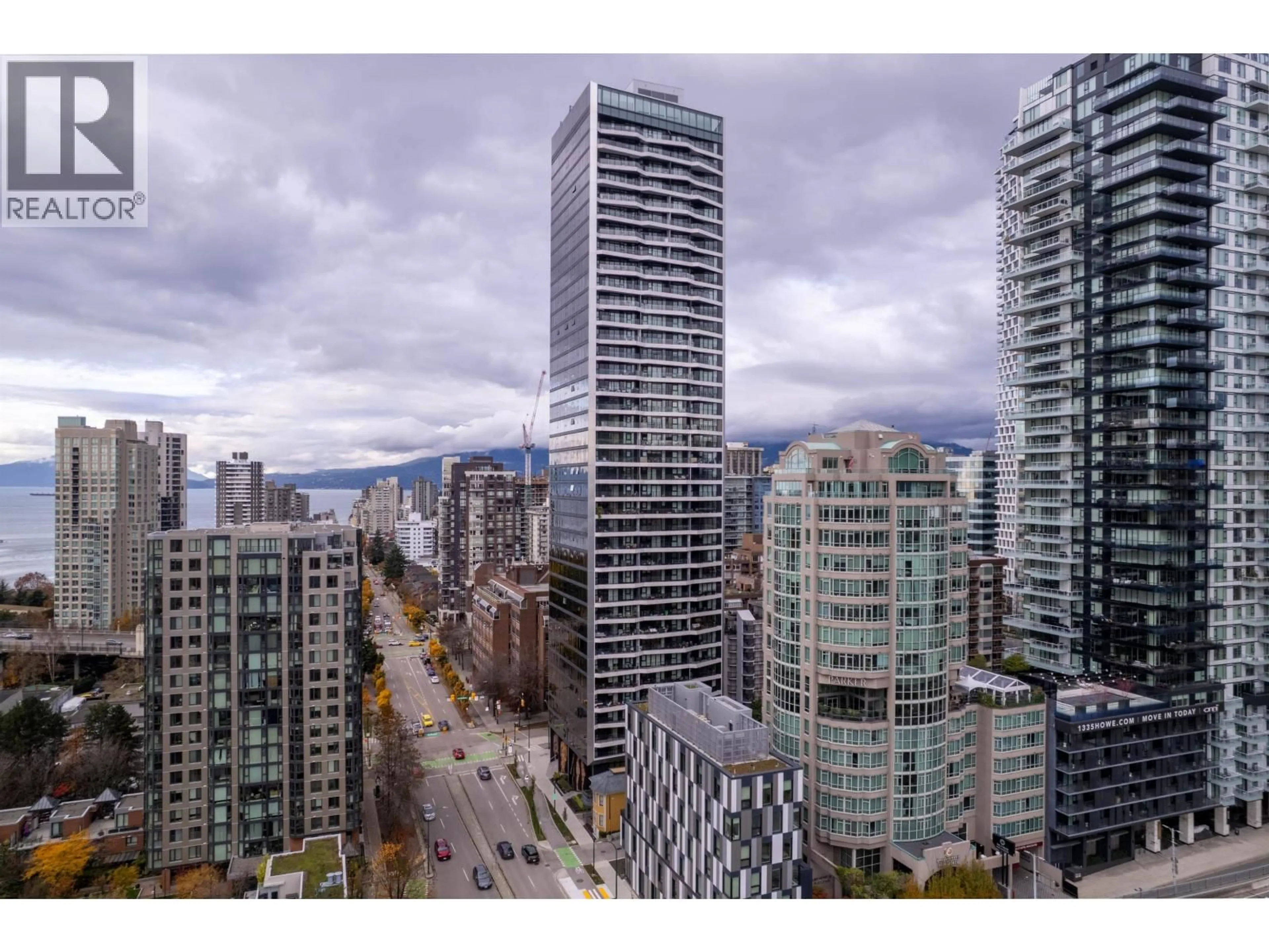 A pic from outside/outdoor area/front of a property/back of a property/a pic from drone, city buildings view from balcony for 708 - 889 PACIFIC STREET, Vancouver British Columbia V6Z1C3