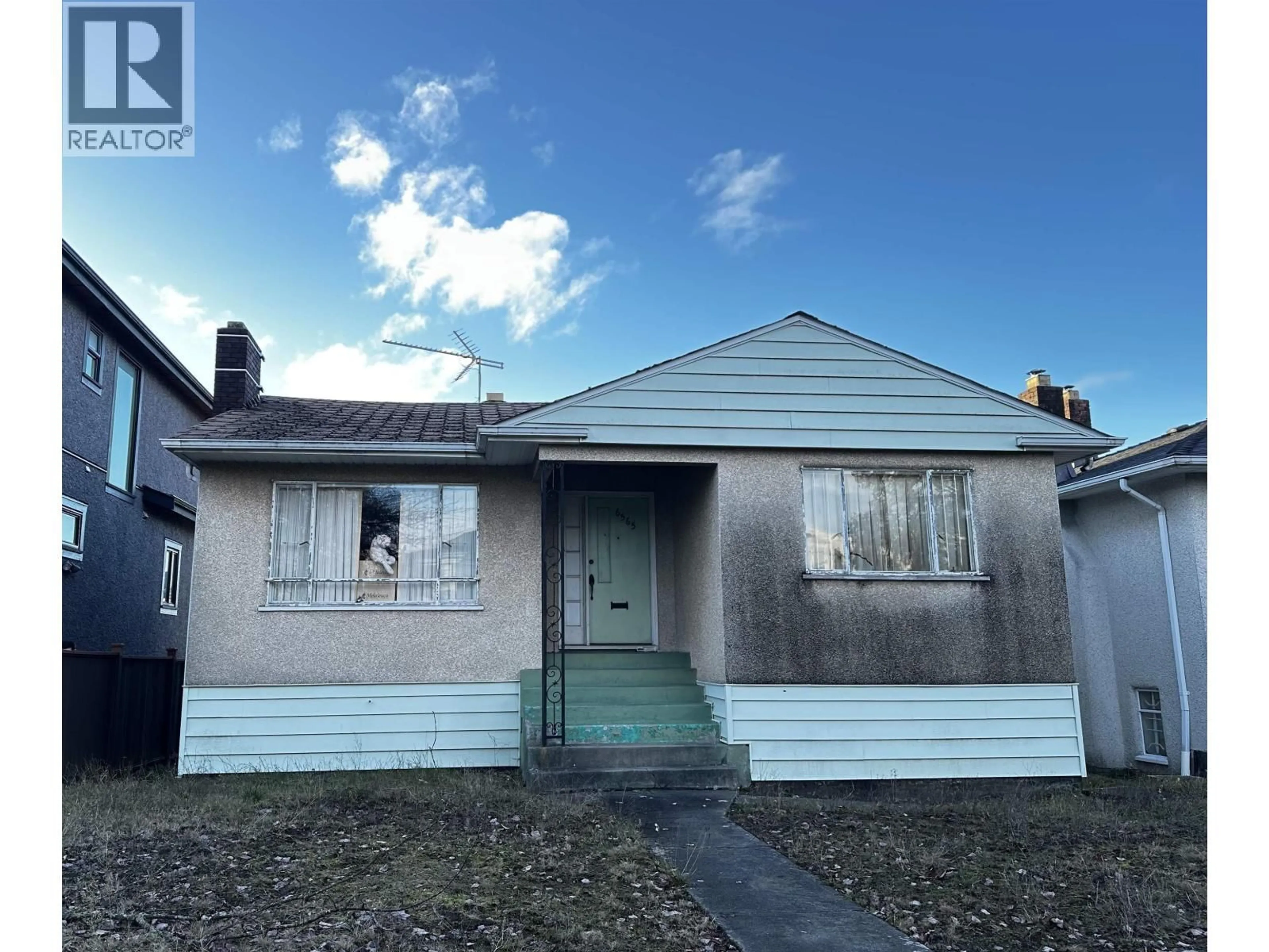 Unknown for 6565 BROOKS STREET, Vancouver British Columbia V5S3J6