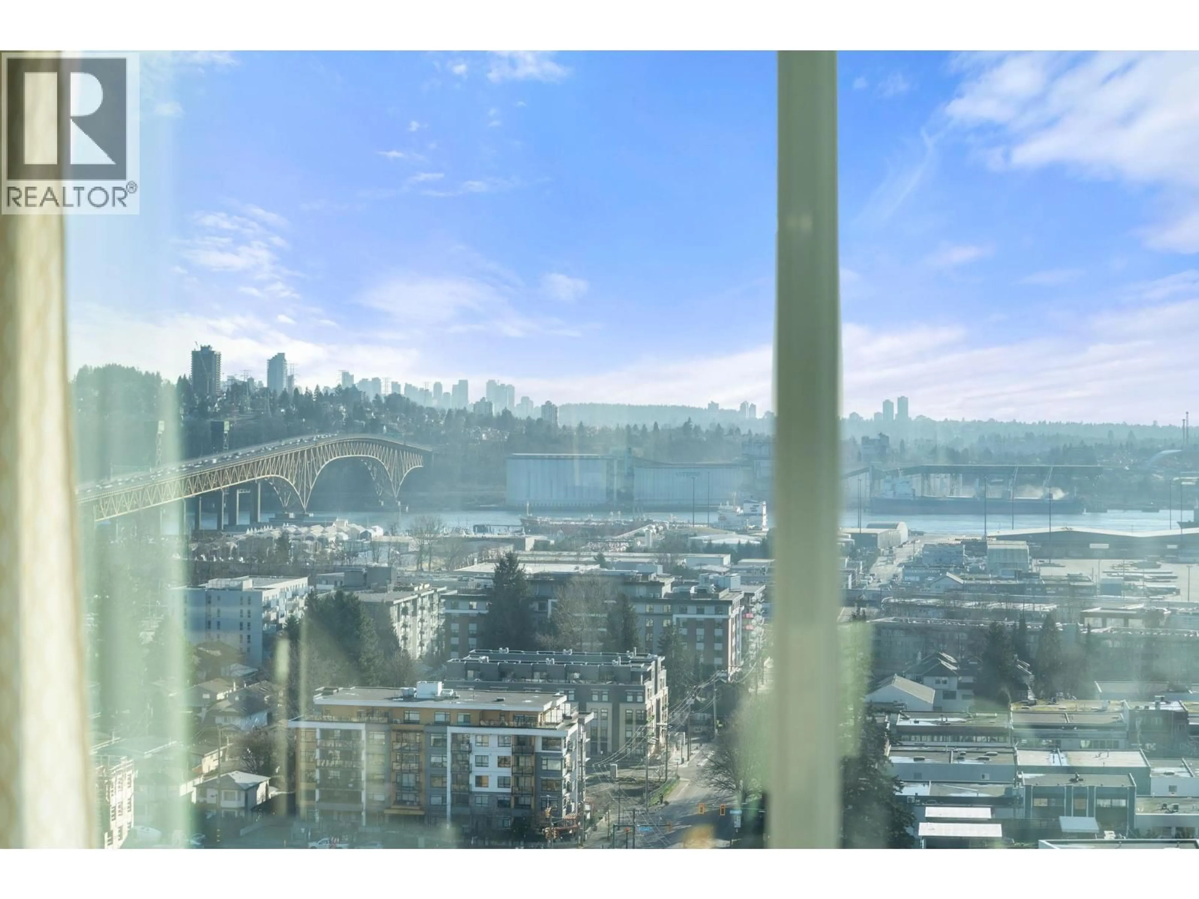 Blurry image for 1807 - 1500 FERN STREET, North Vancouver British Columbia V7J0E6