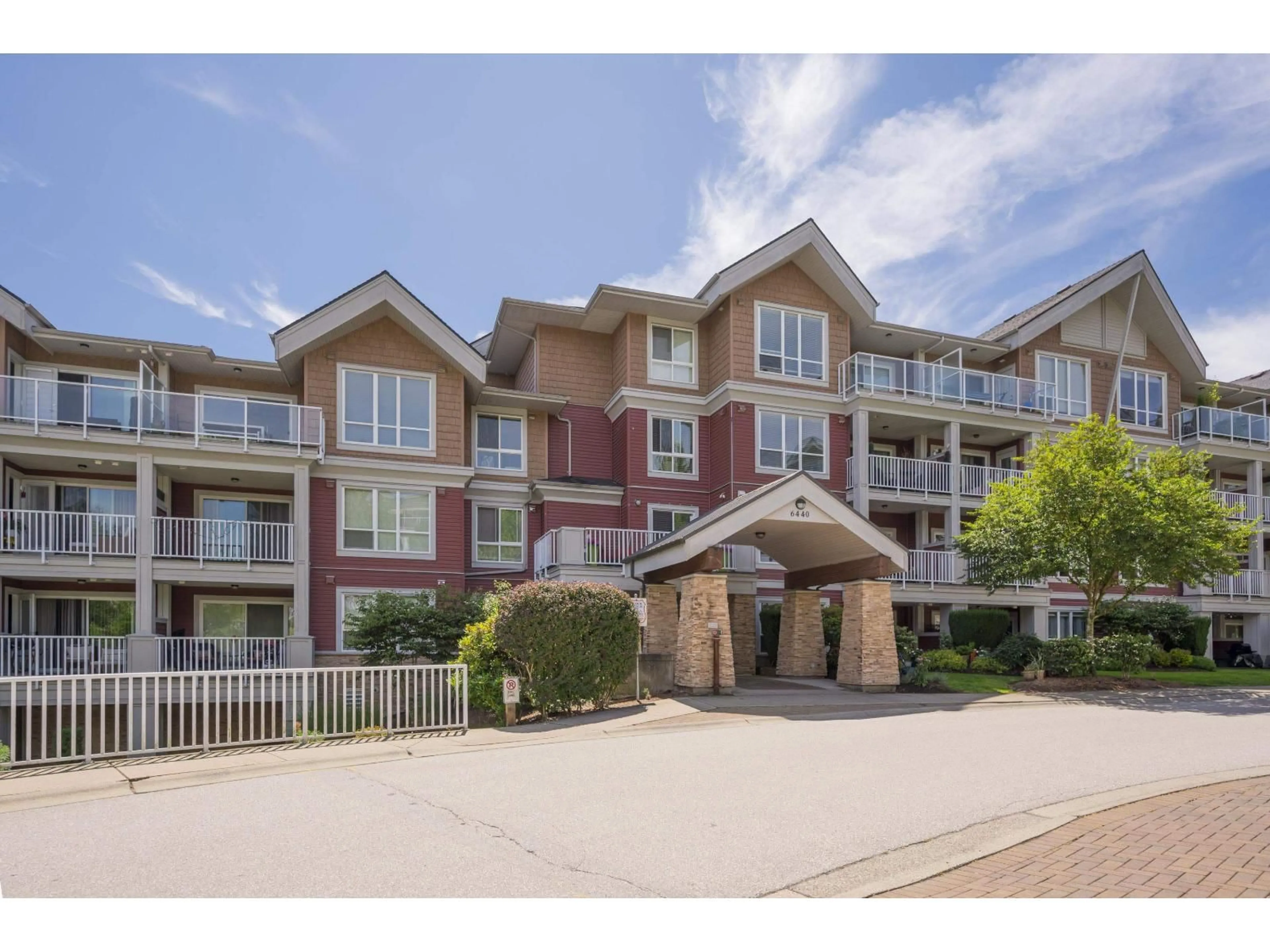 Unknown for 505 - 6440 194 STREET, Surrey British Columbia V4N6J7