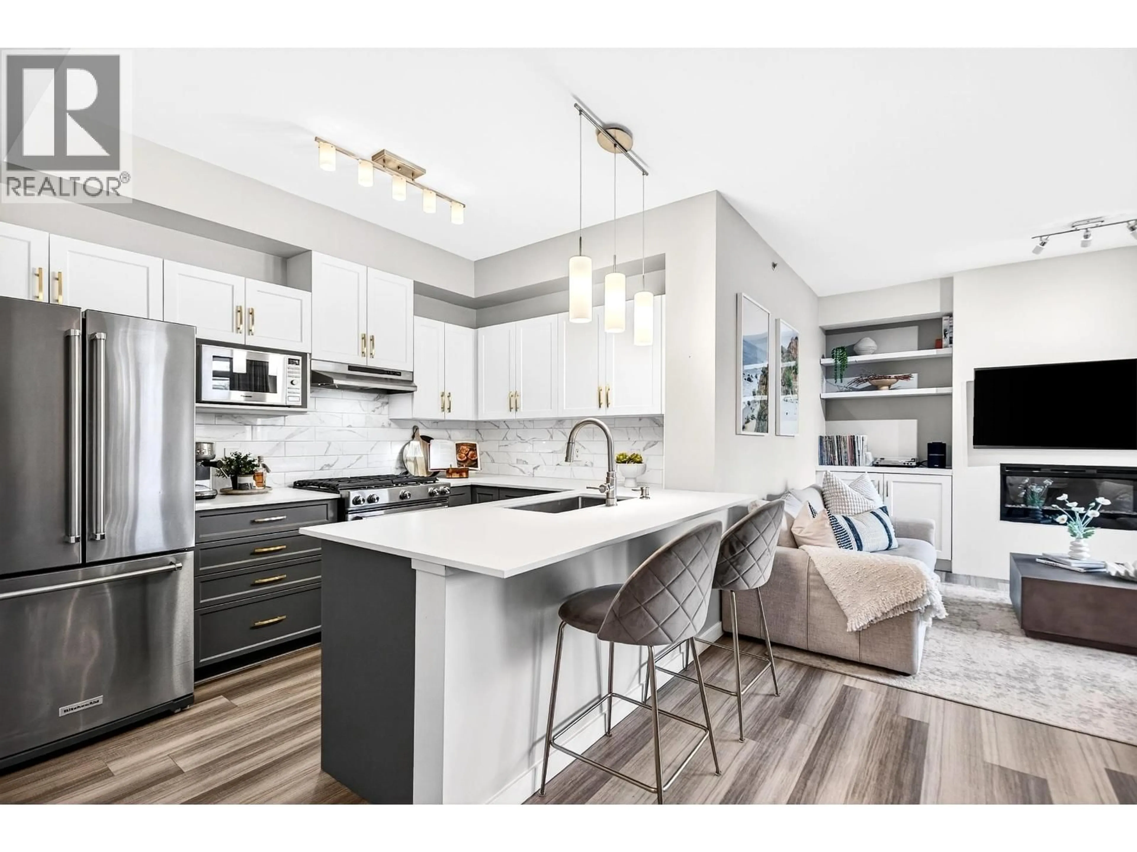 Open concept kitchen, unknown for 429 - 801 KLAHANIE DRIVE, Port Moody British Columbia V3H5K4