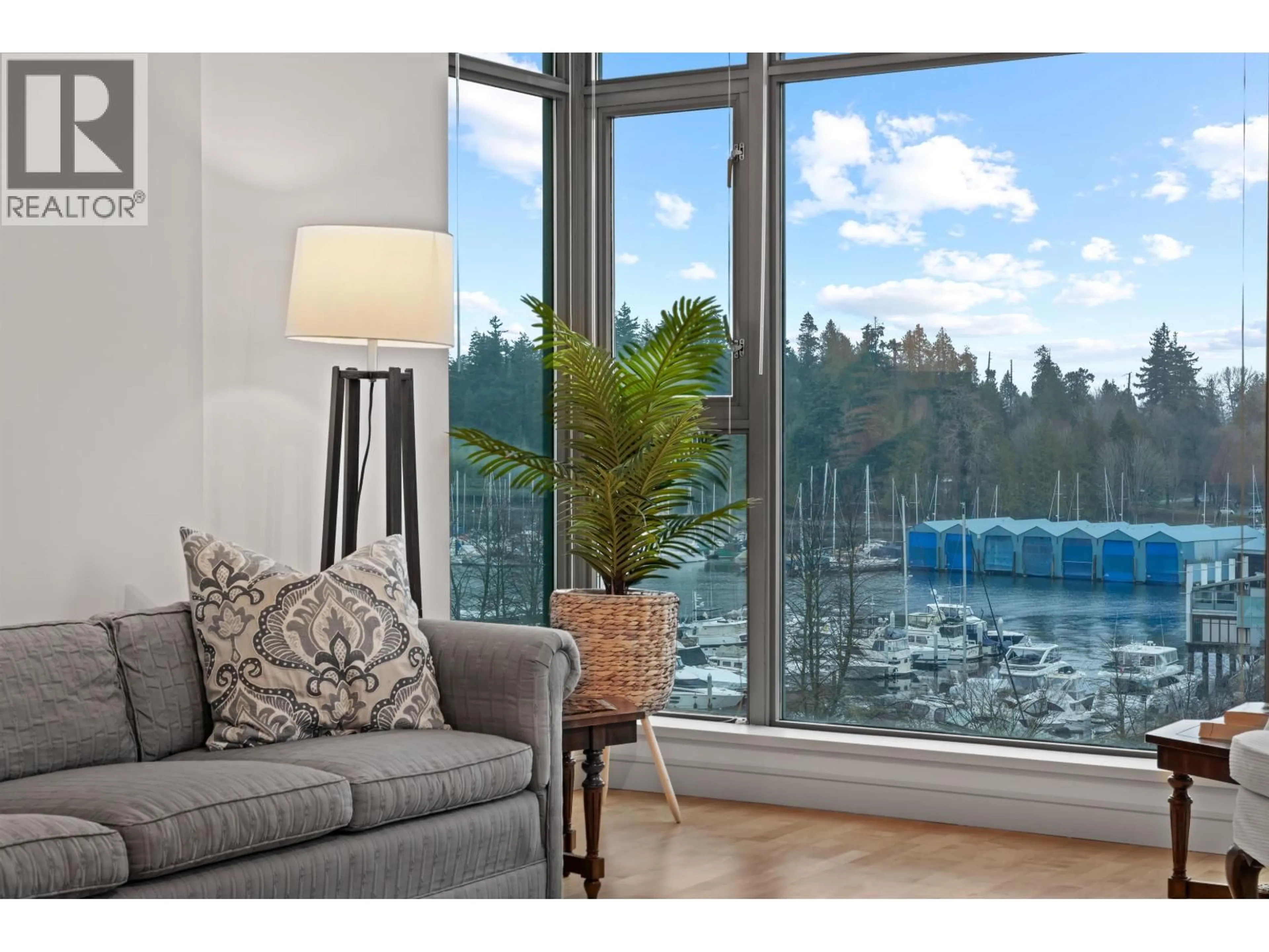 Living room with furniture, wood/laminate floor for 605 - 1680 BAYSHORE DRIVE, Vancouver British Columbia V6G3H6