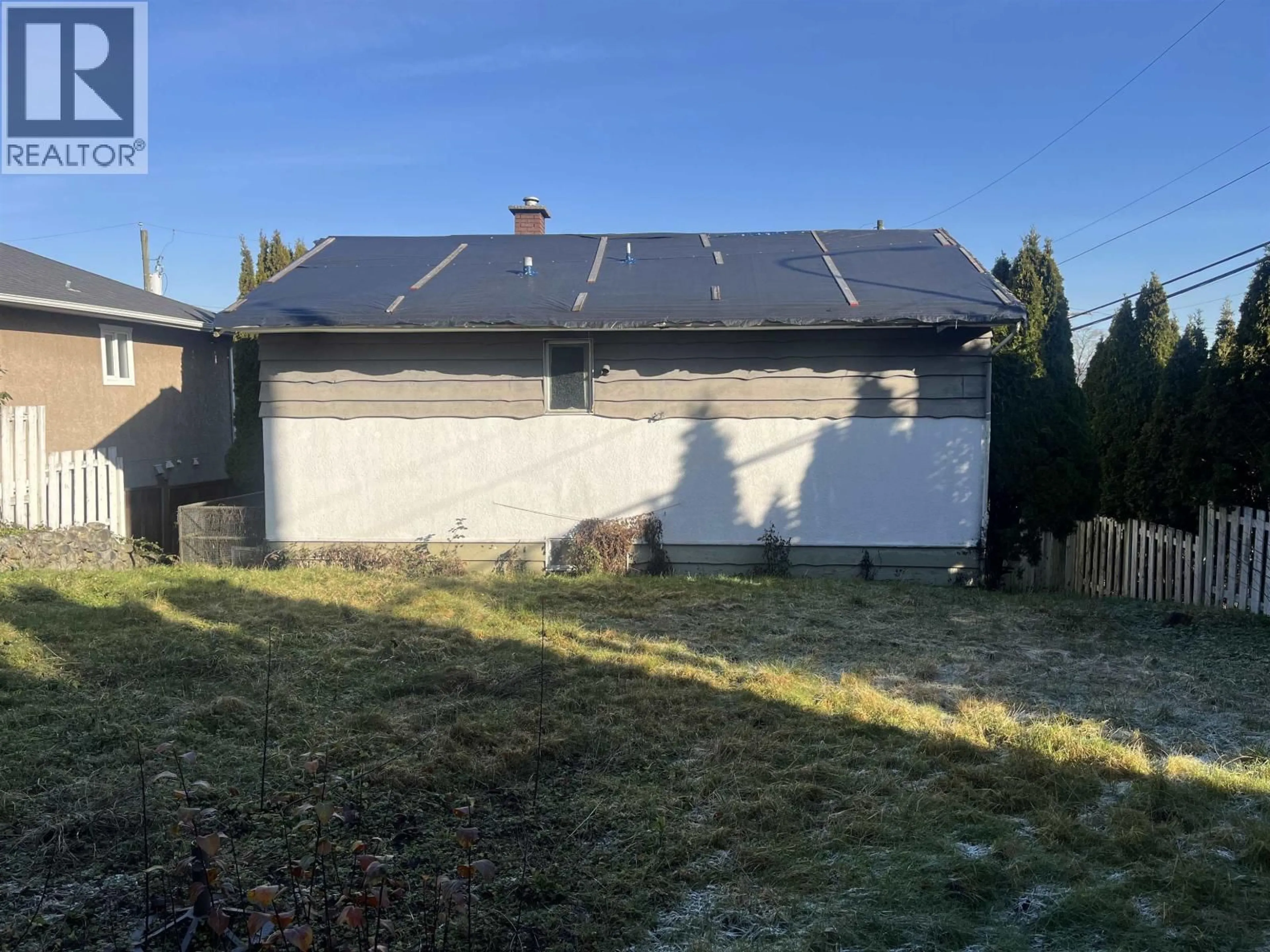 A pic from outside/outdoor area/front of a property/back of a property/a pic from drone, street for 9229 10TH AVENUE, Burnaby British Columbia V3N2T3