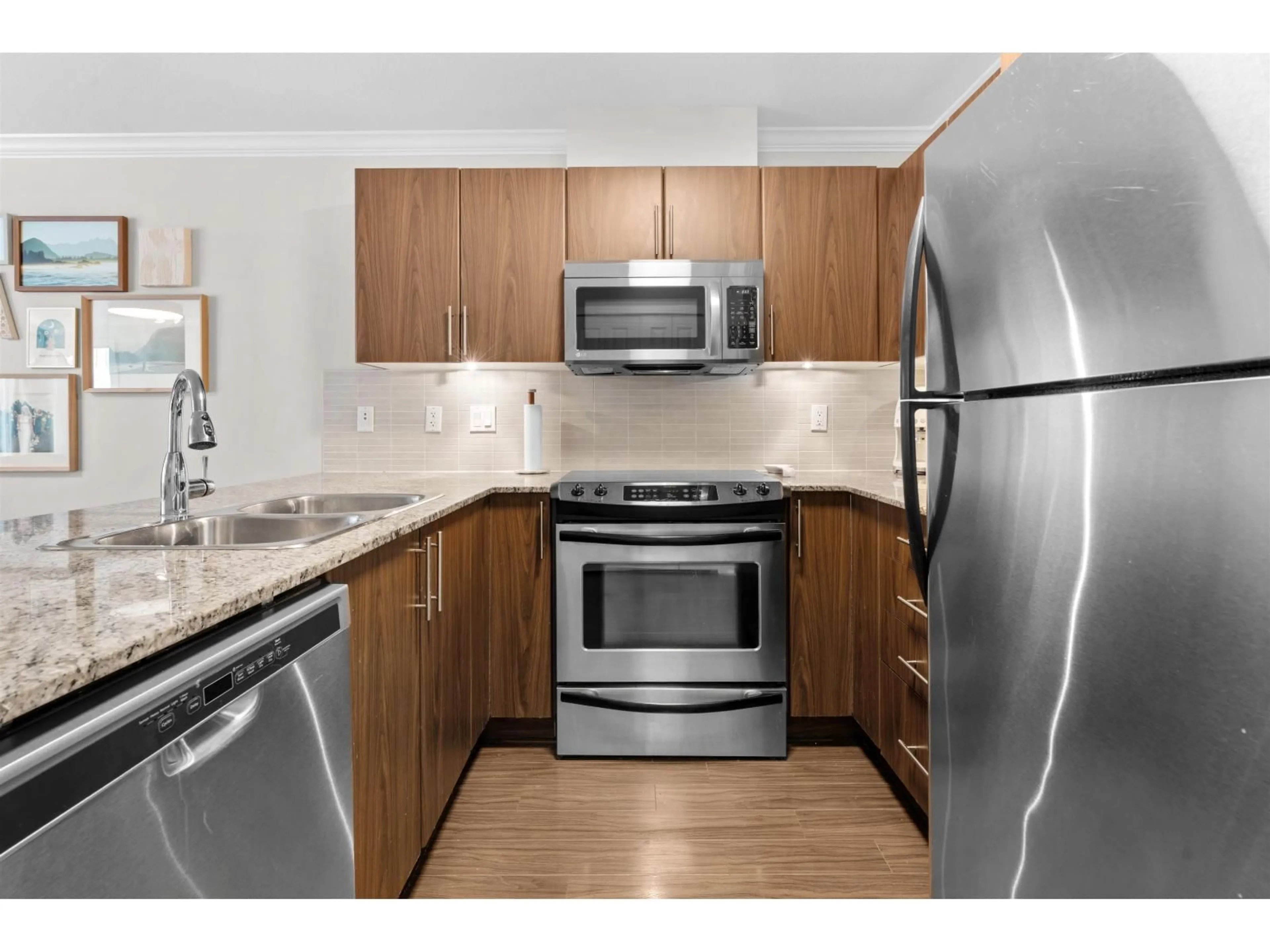 Standard kitchen, unknown for A302 - 8929 202 STREET, Langley British Columbia V1M0B4