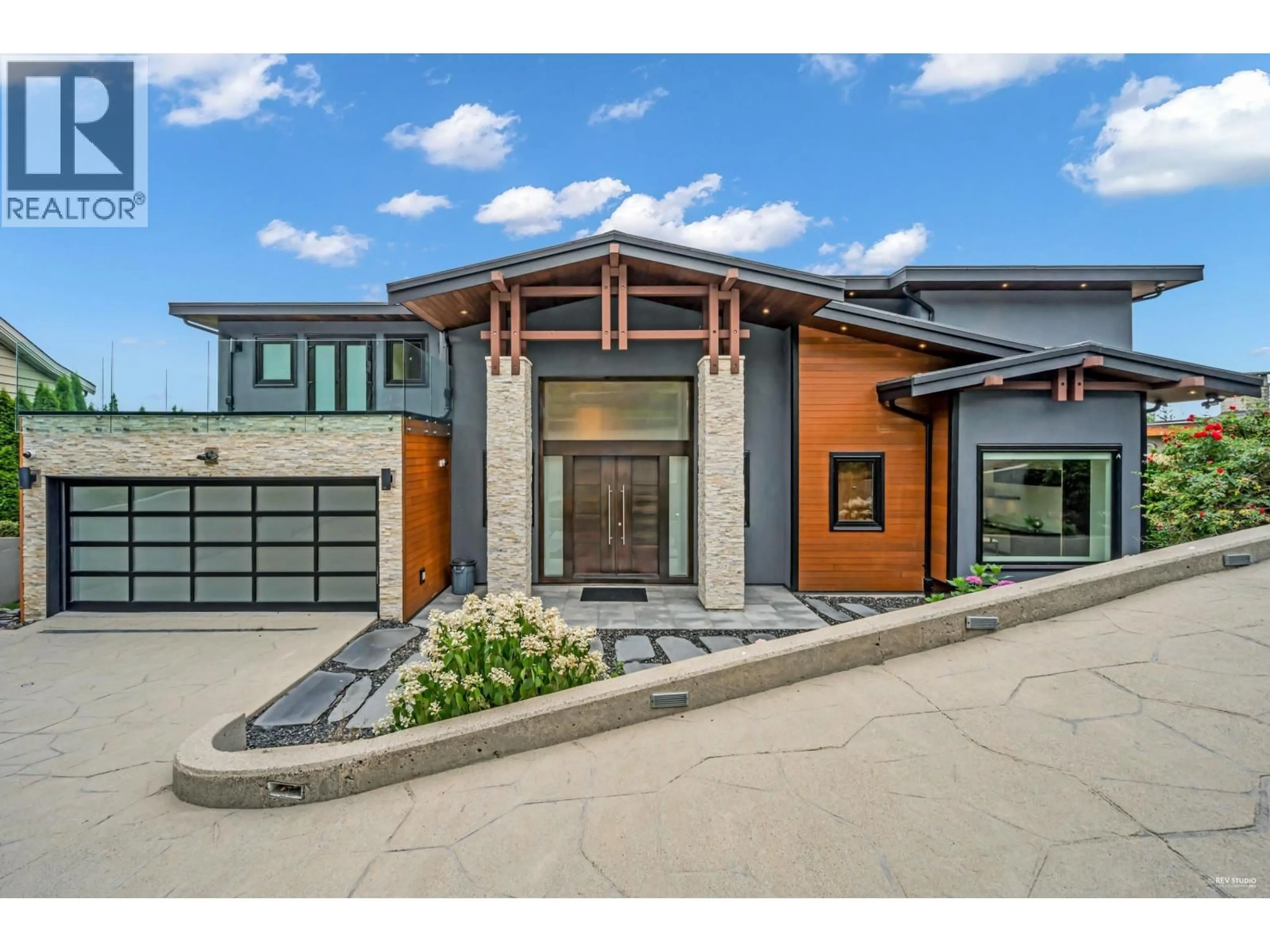 Home with brick exterior material, street for 518 BALLANTREE PLACE, West Vancouver British Columbia V7S1W5