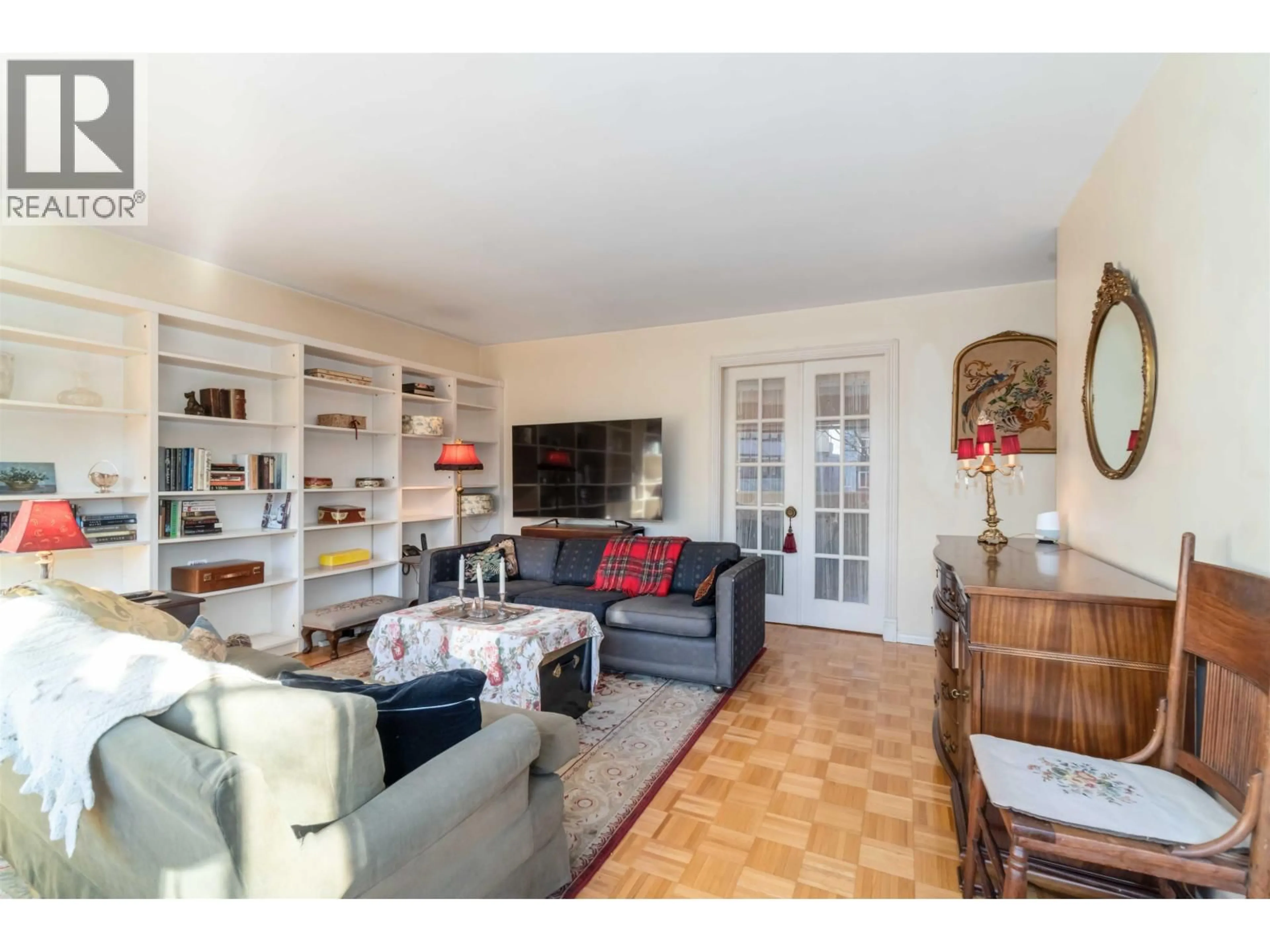 Living room with furniture, unknown for 101 - 1879 BARCLAY STREET, Vancouver British Columbia V6G1K7