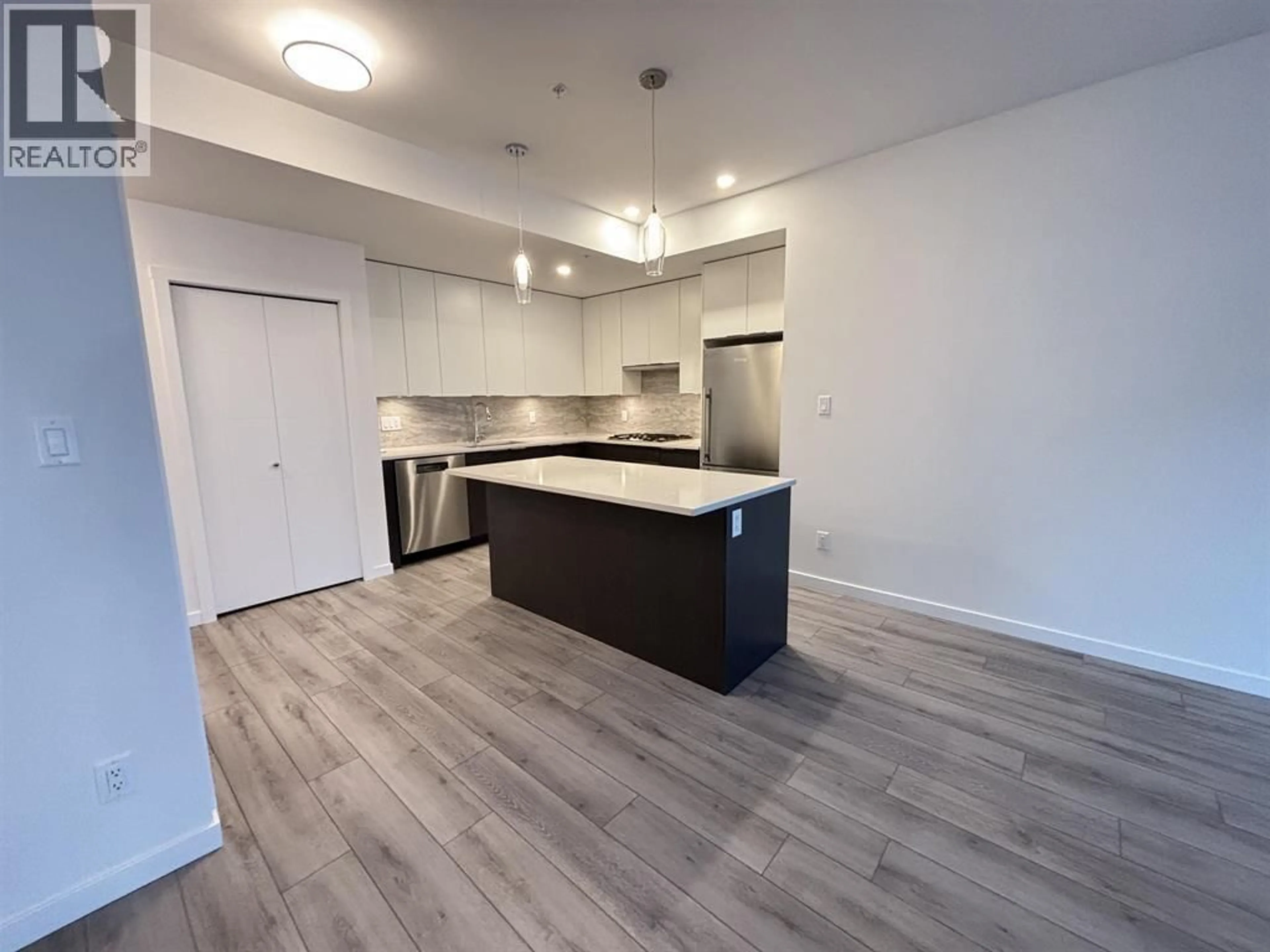 Unknown for 602 - 11641 227 STREET, Maple Ridge British Columbia V2X9J6