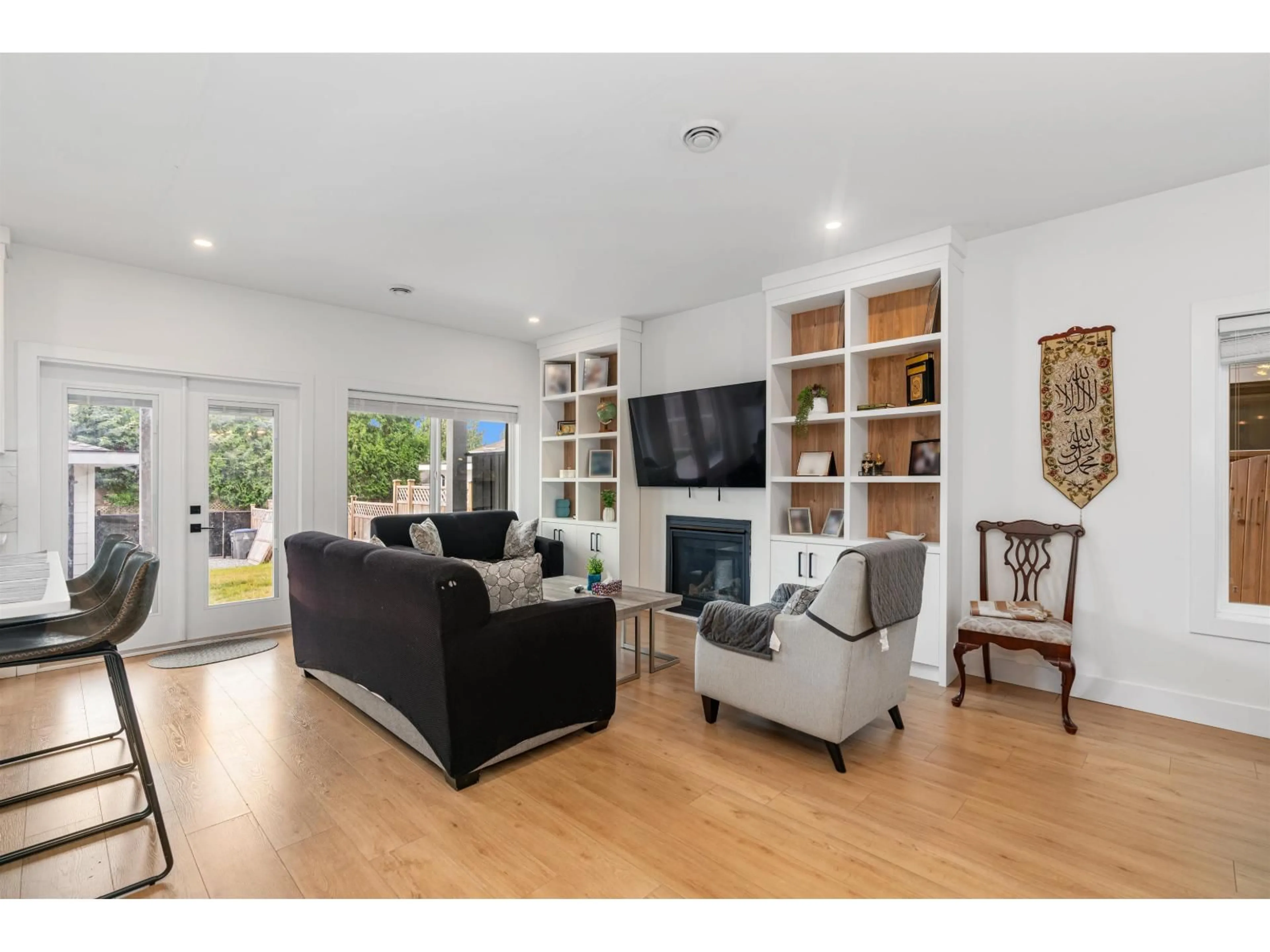 Living room with furniture, unknown for 18460 64 AVENUE, Surrey British Columbia V3S8J6