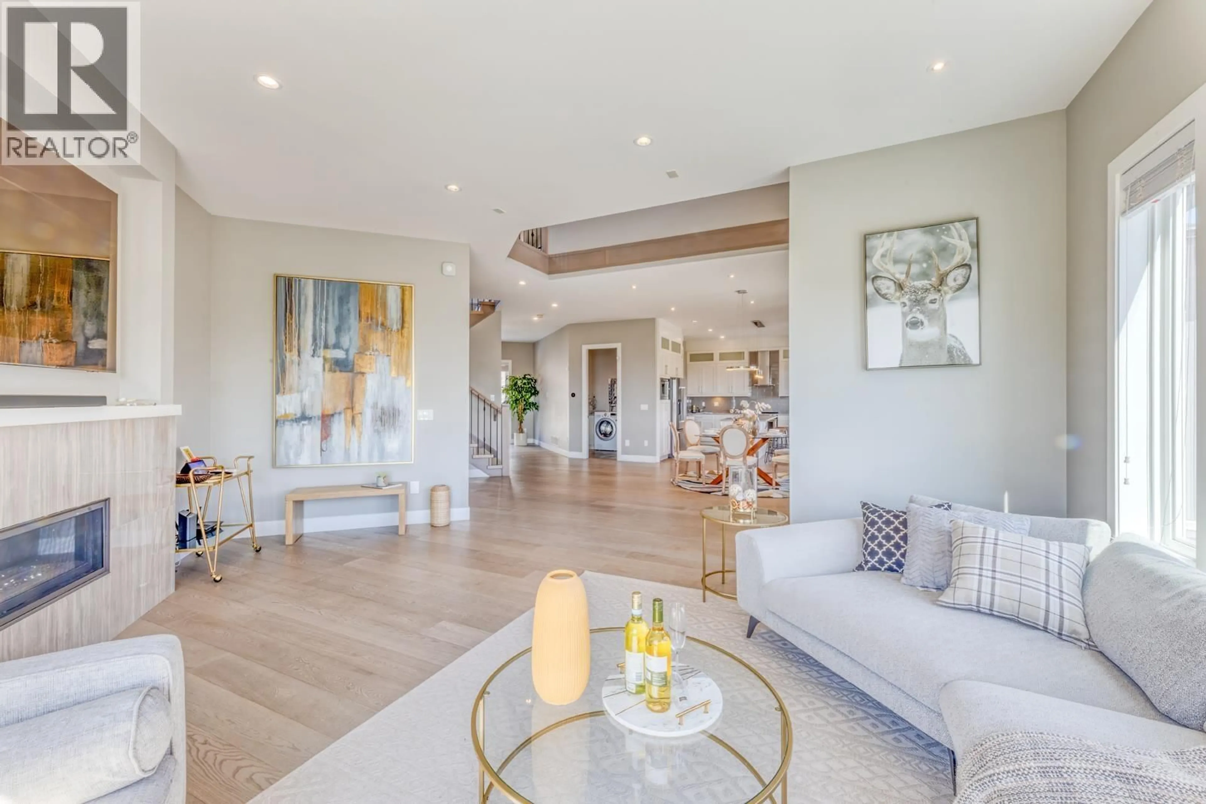 Living room with furniture, unknown for 1438 STRAWLINE HILL STREET, Coquitlam British Columbia V3E0L6