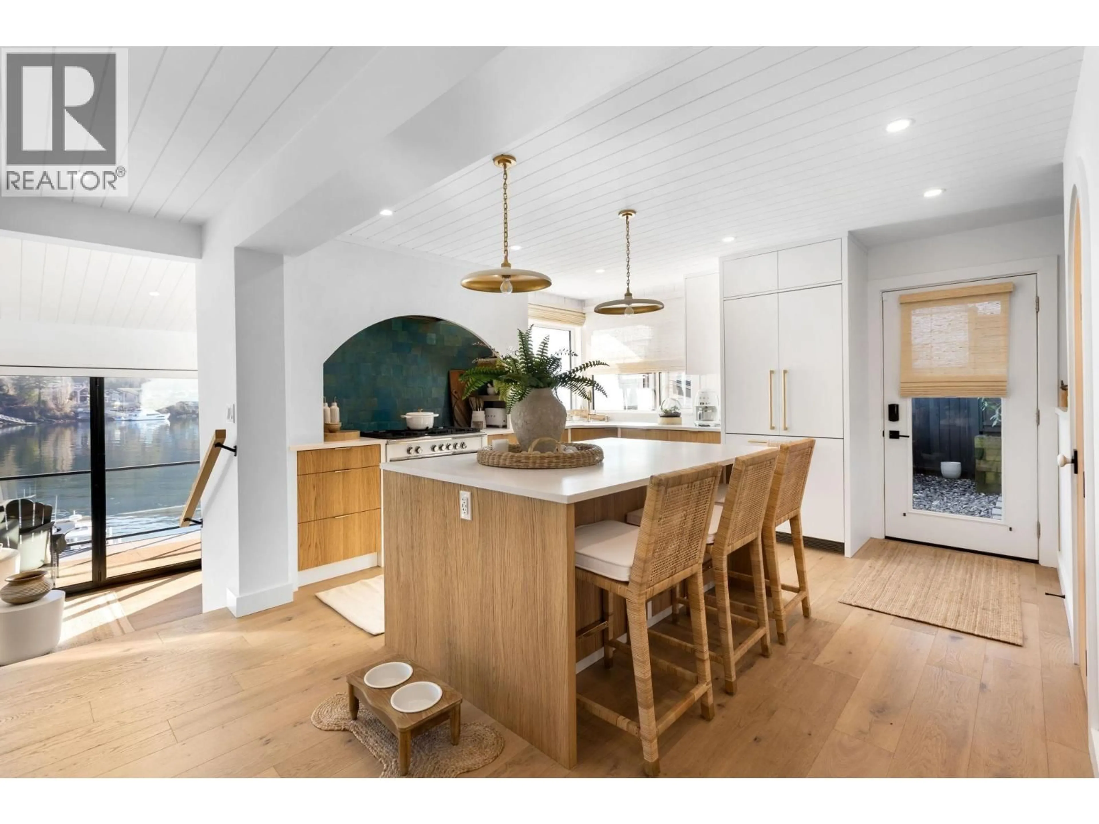 Open concept kitchen, unknown for 184 TURTLEHEAD ROAD, Belcarra British Columbia V3H4P1