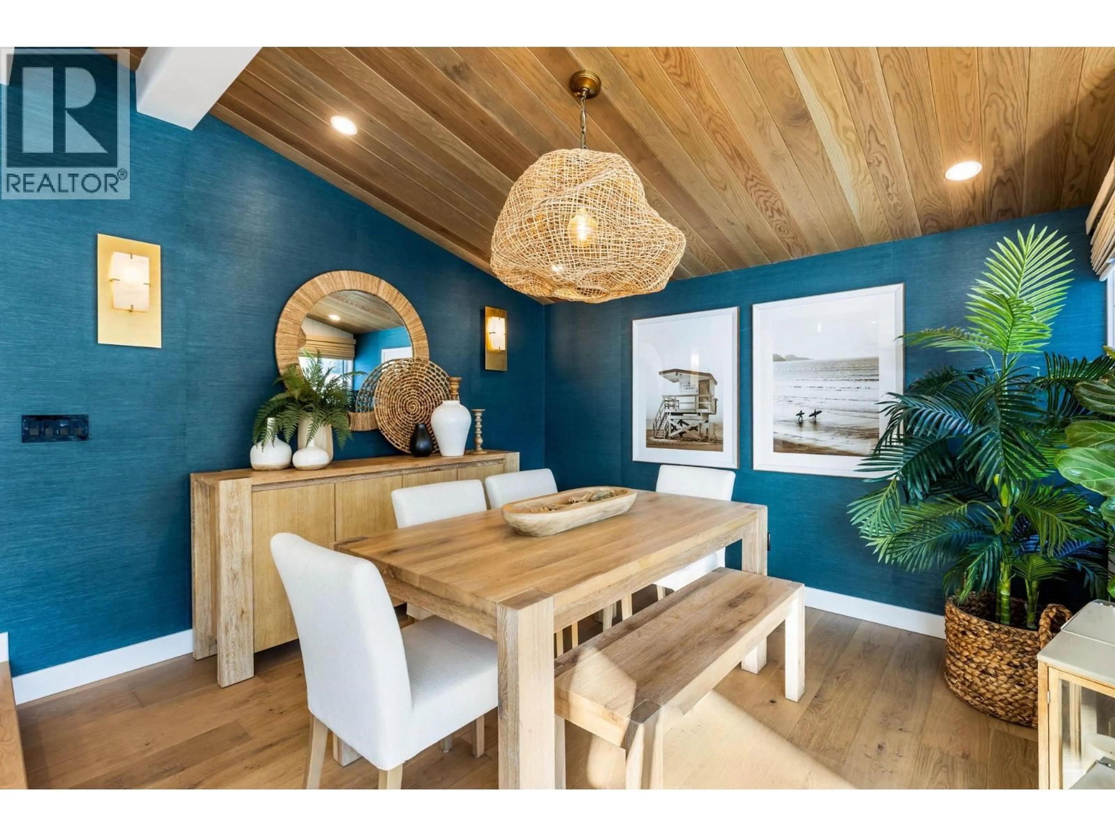 Dining room, wood/laminate floor for 184 TURTLEHEAD ROAD, Belcarra British Columbia V3H4P1