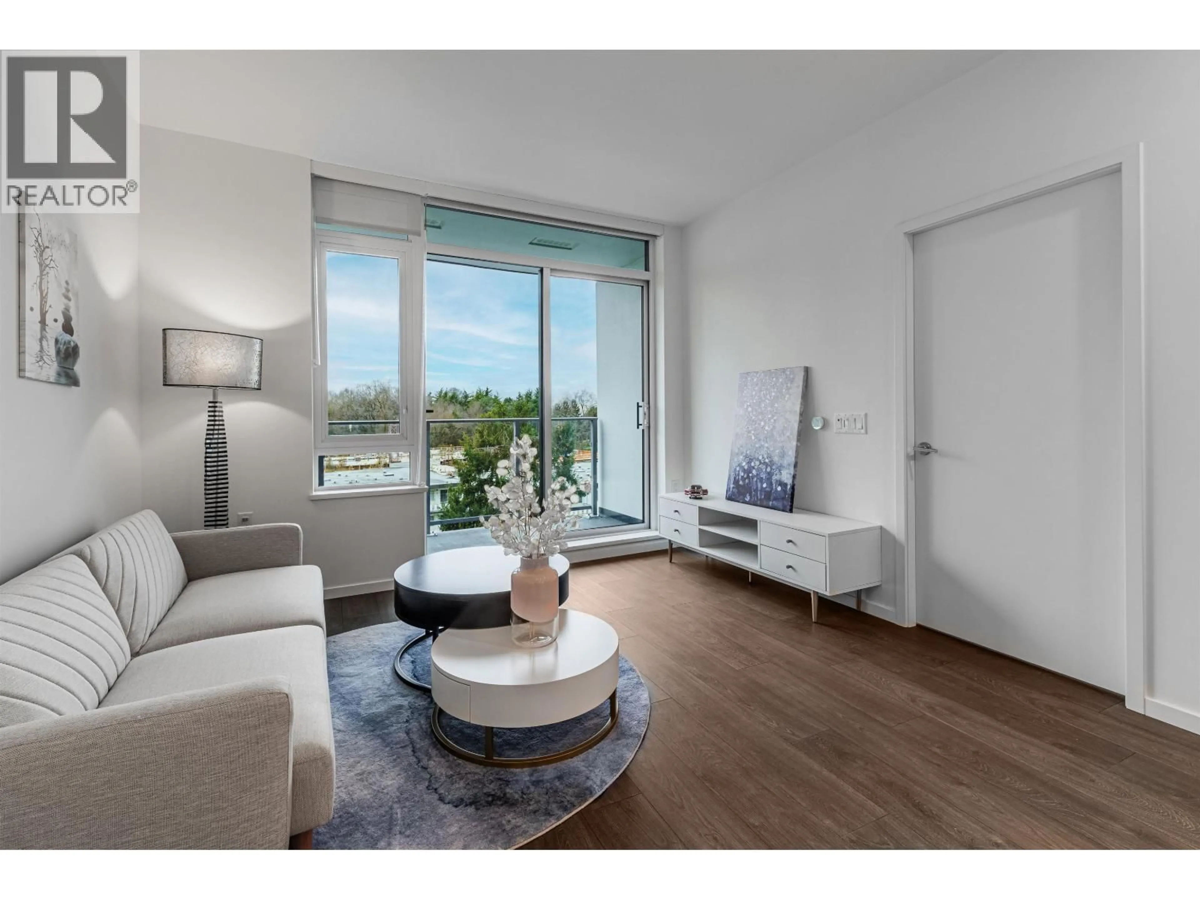 Living room with furniture, unknown for 528 - 6300 MINORU BOULEVARD, Richmond British Columbia V6Y0N1