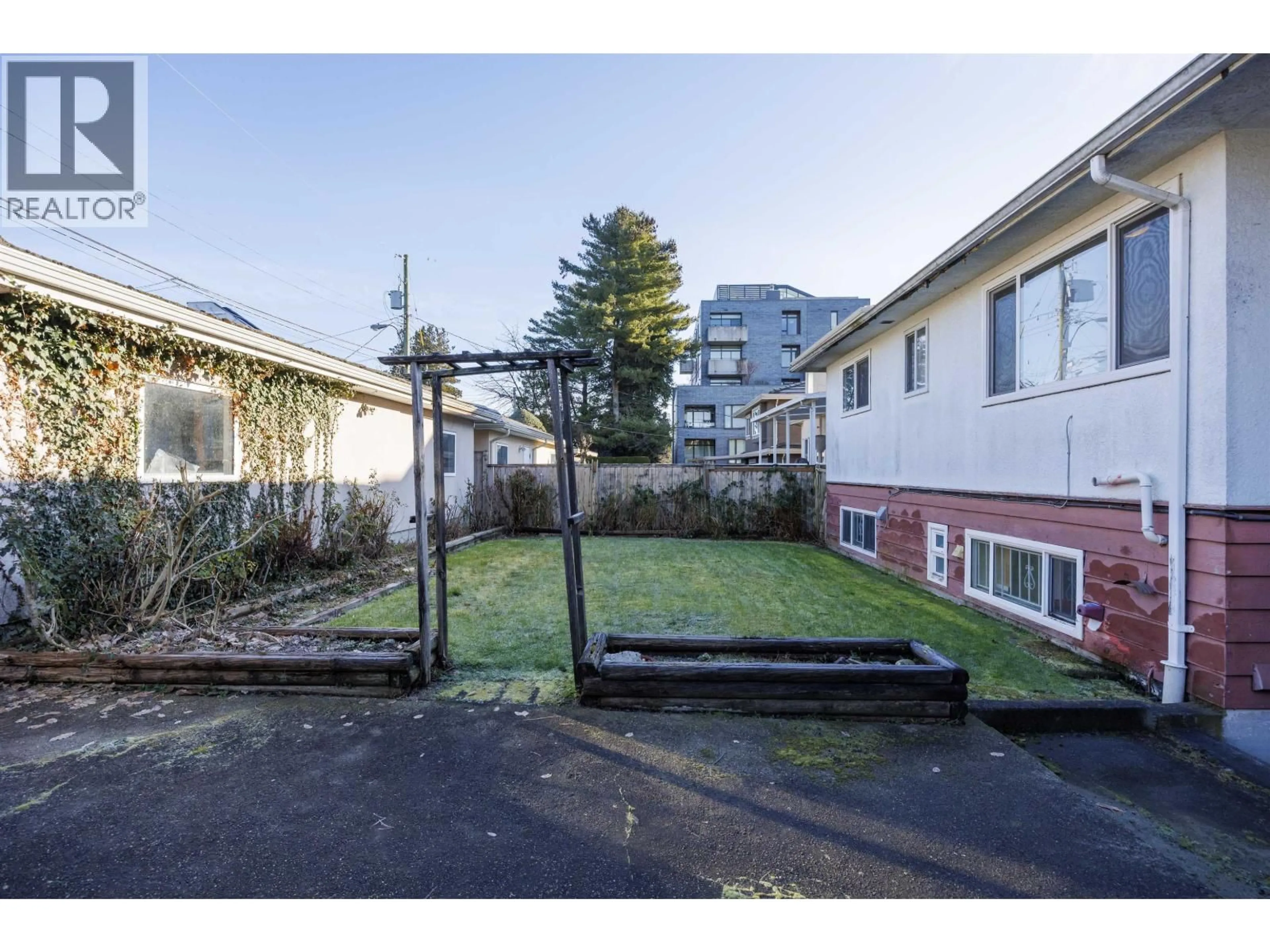 Unknown for 535 62ND AVENUE, Vancouver British Columbia V6P2C8