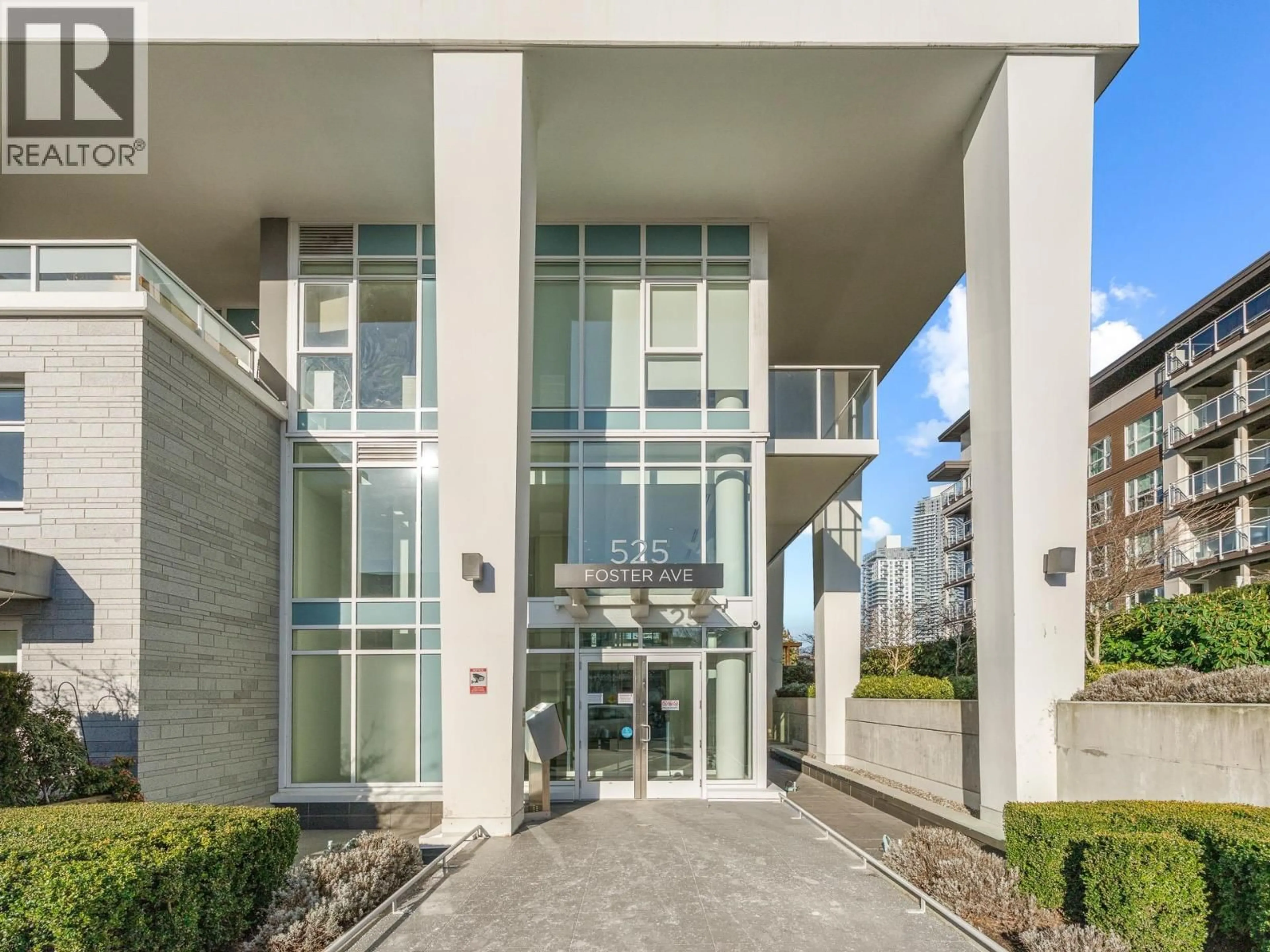 Indoor foyer for 907 - 525 FOSTER AVENUE, Coquitlam British Columbia V3J0H6