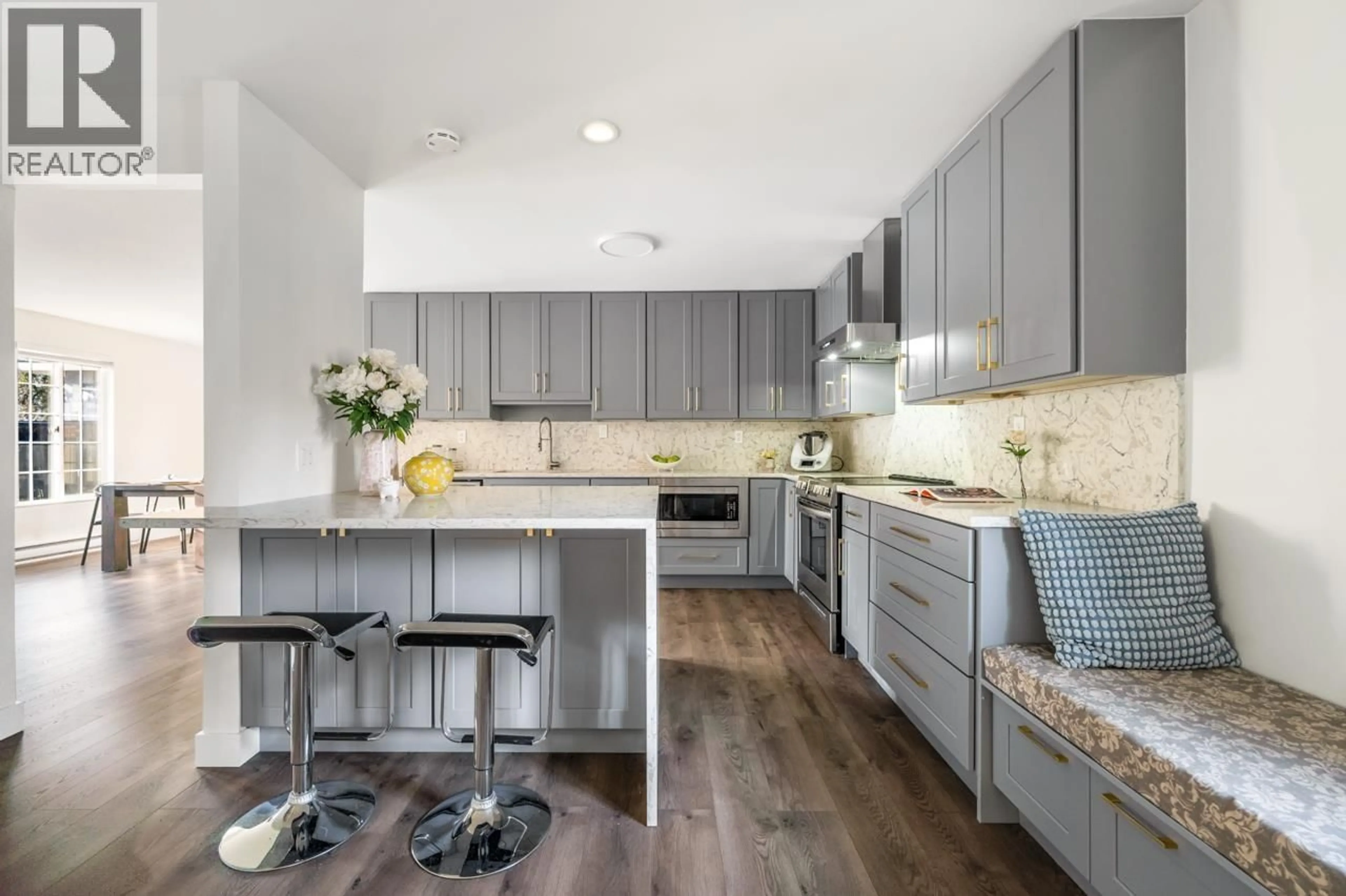 Contemporary kitchen, unknown for 10080 ROSEDENE CRESCENT, Richmond British Columbia V7A2P7