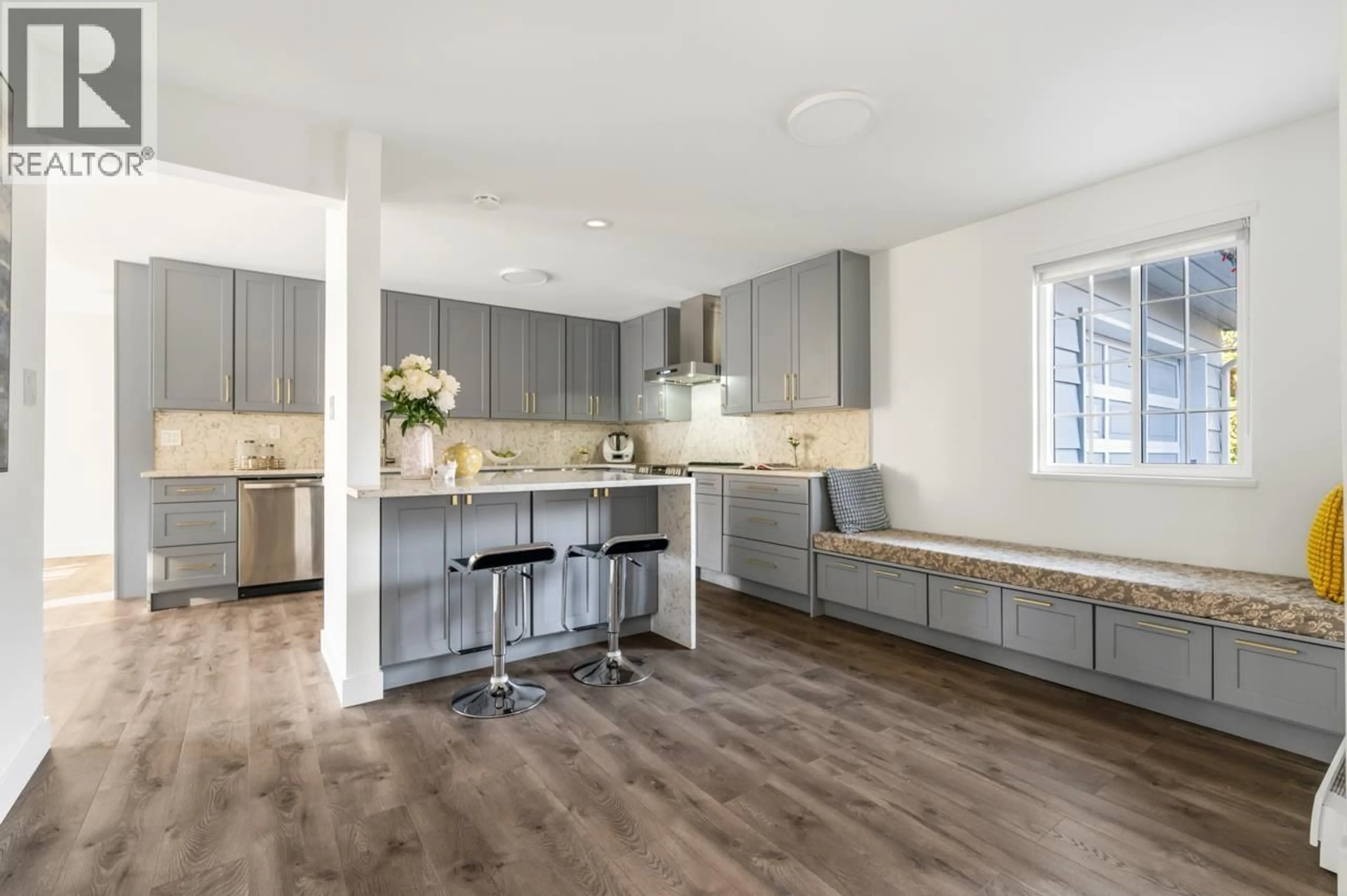Open concept kitchen, unknown for 10080 ROSEDENE CRESCENT, Richmond British Columbia V7A2P7