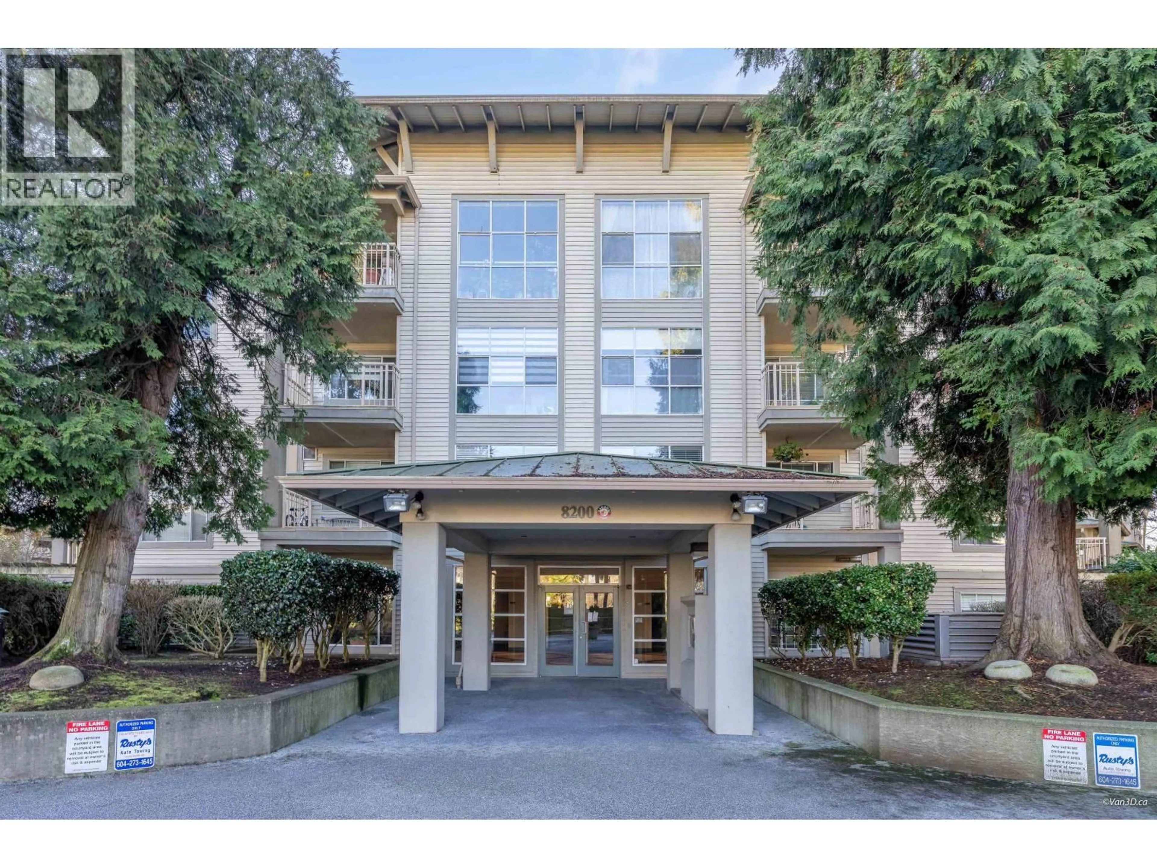 Indoor foyer for 202 - 8200 JONES ROAD, Richmond British Columbia V6Y3Z2