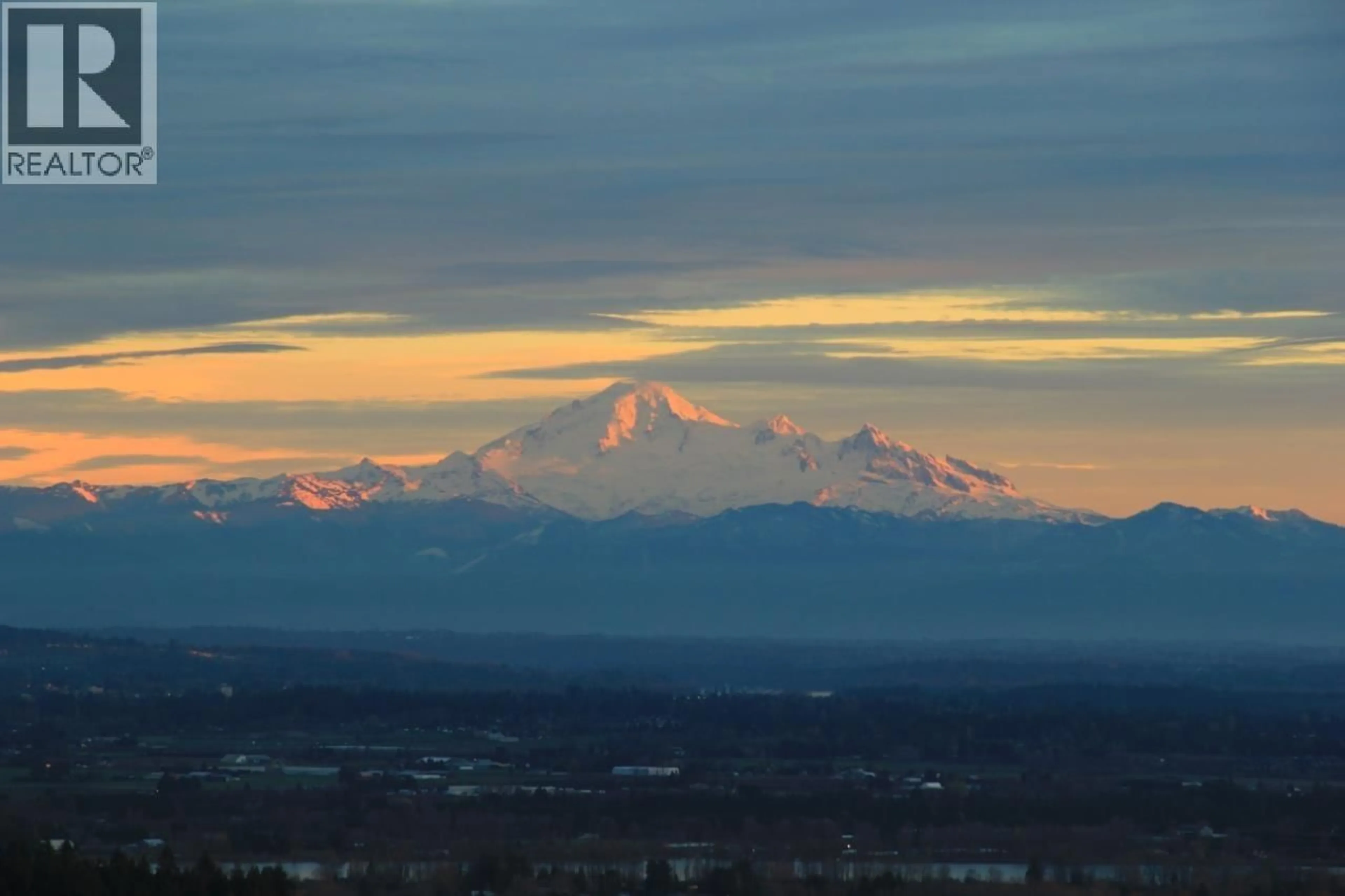 Blurry image for 38 - 1751 PADDOCK DRIVE, Coquitlam British Columbia V3E3M2