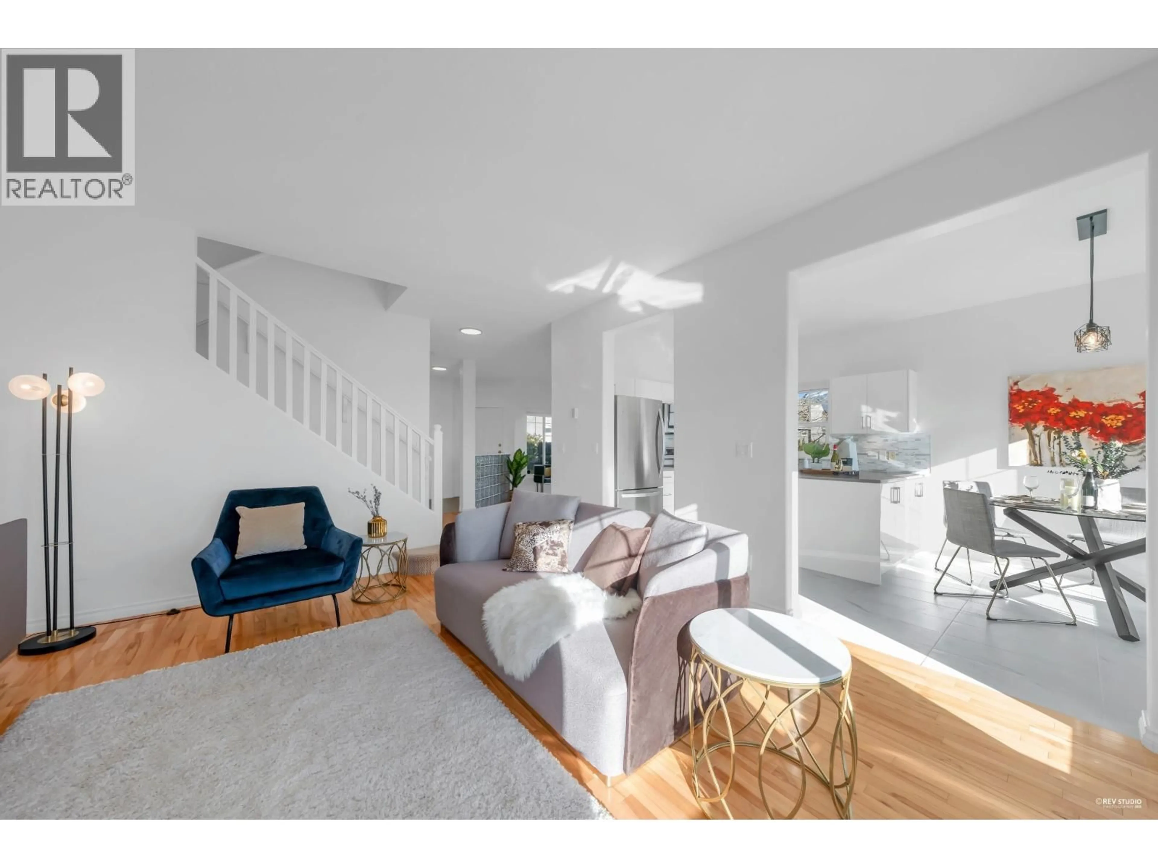 Living room with furniture, unknown for 38 - 1751 PADDOCK DRIVE, Coquitlam British Columbia V3E3M2