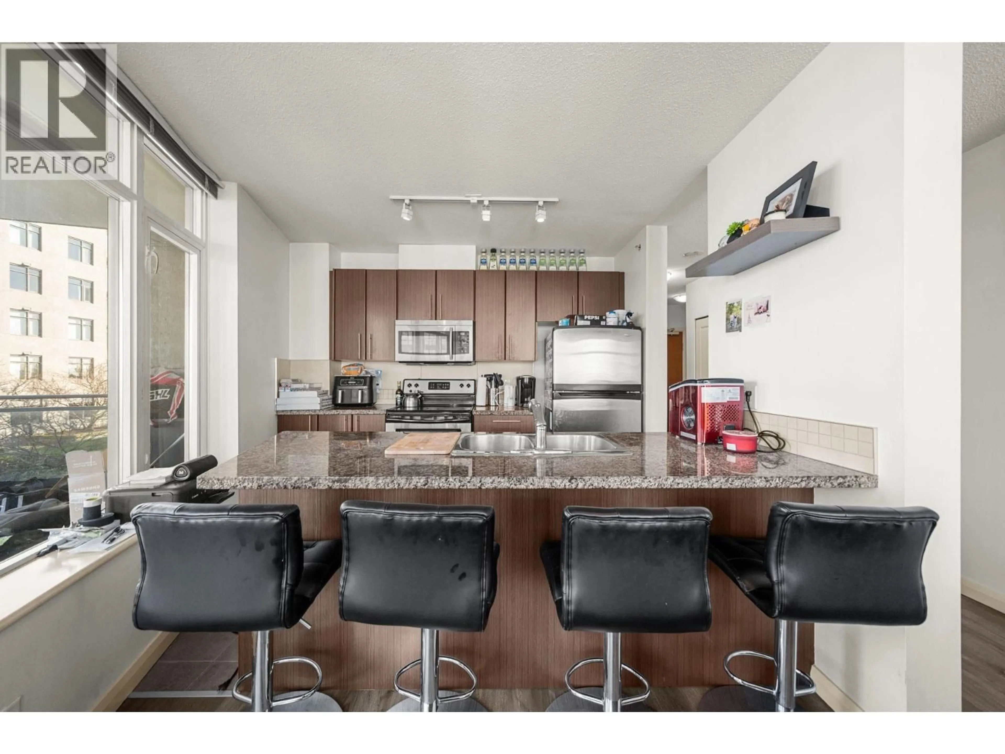 Open concept kitchen, unknown for 1006 - 898 CARNARVON STREET, New Westminster British Columbia V3M0C3