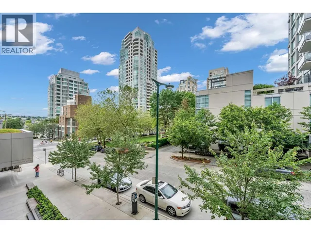 303 - 1480 HOWE STREET, Vancouver 5