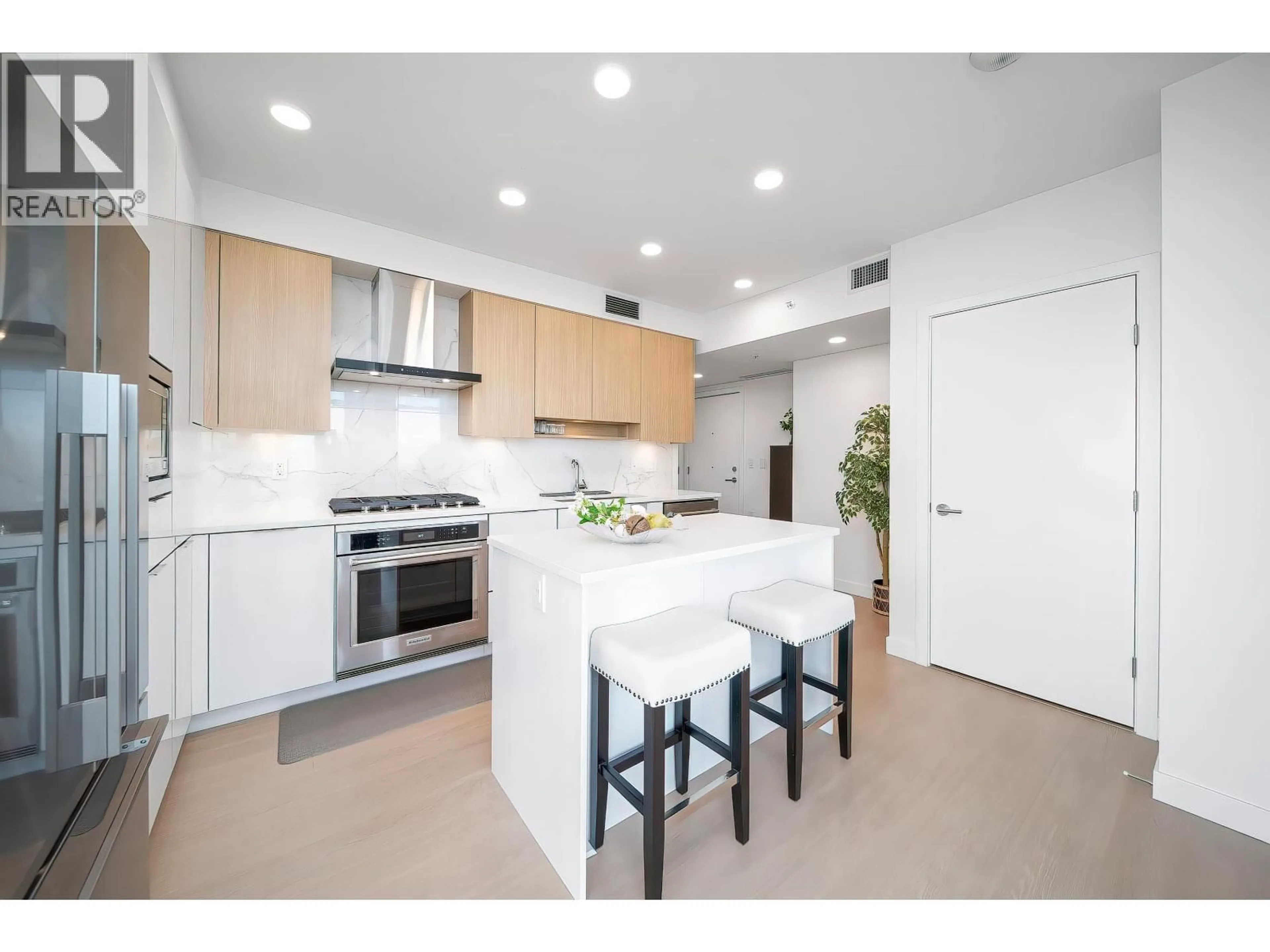 Open concept kitchen, unknown for 2501 - 7769 PARK CRESCENT, Burnaby British Columbia V3N0J7