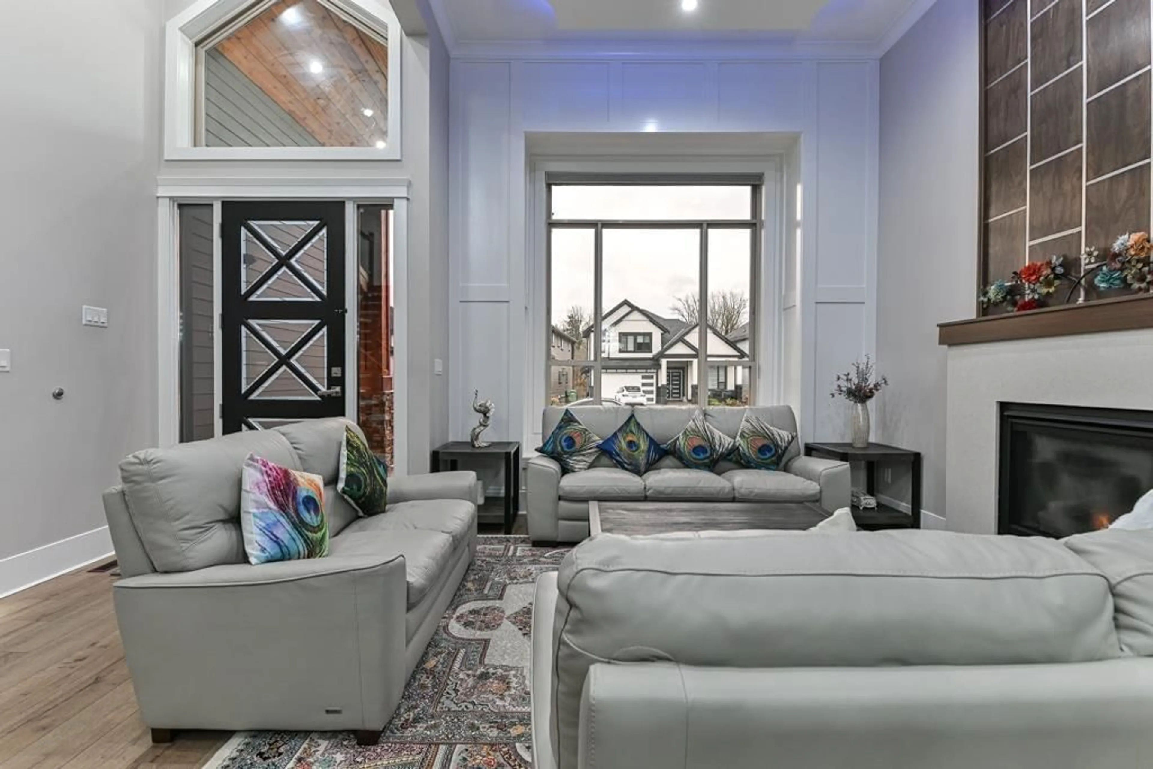 Living room with furniture, unknown for 3412 HEADWATER PLACE, Abbotsford British Columbia V2T0G4