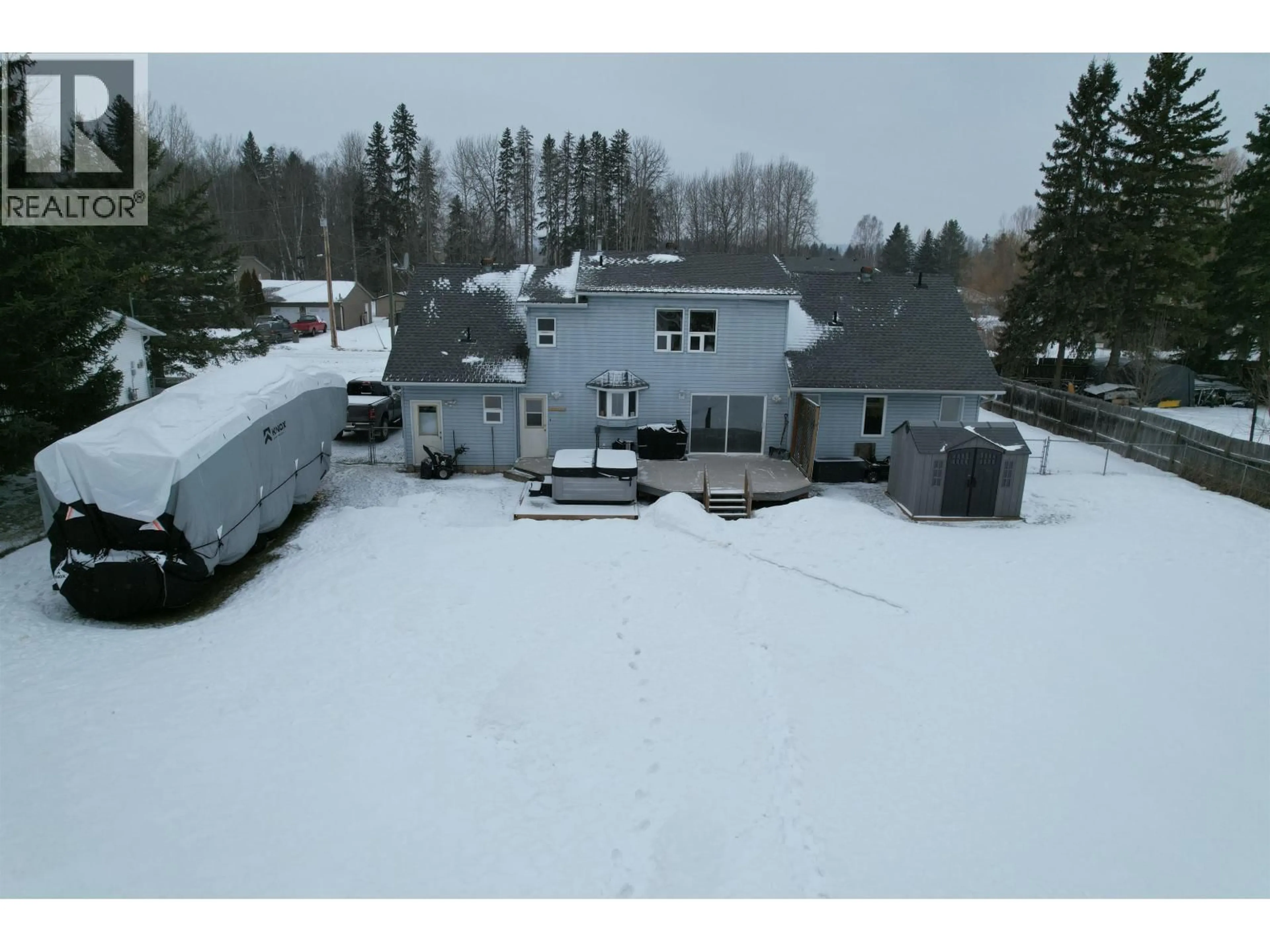 A pic from outside/outdoor area/front of a property/back of a property/a pic from drone, unknown for 950 LAUREL ROAD, Quesnel British Columbia V2J5V4