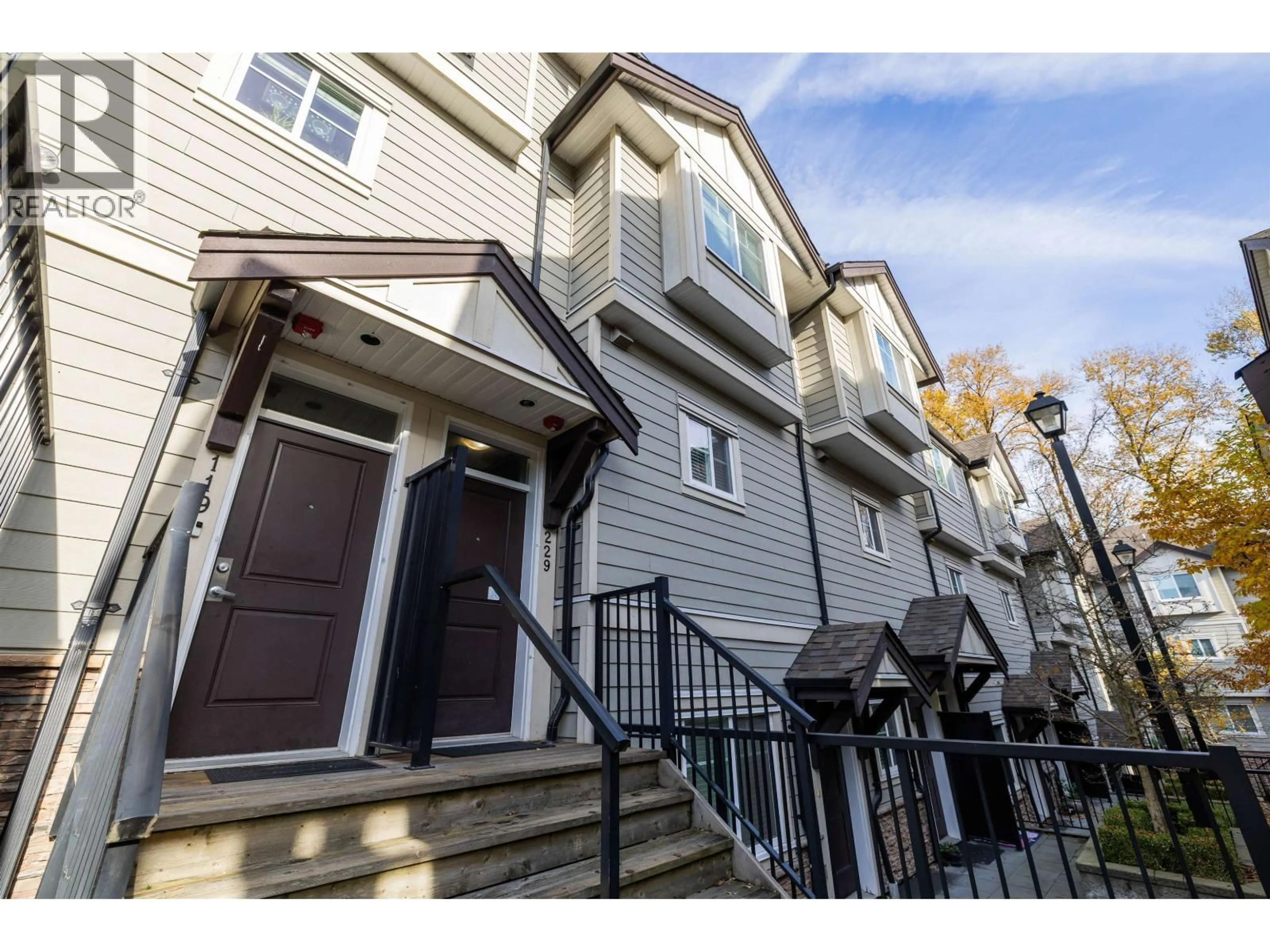 Unknown for 229 - 3888 NORFOLK STREET, Burnaby British Columbia V5G1E5