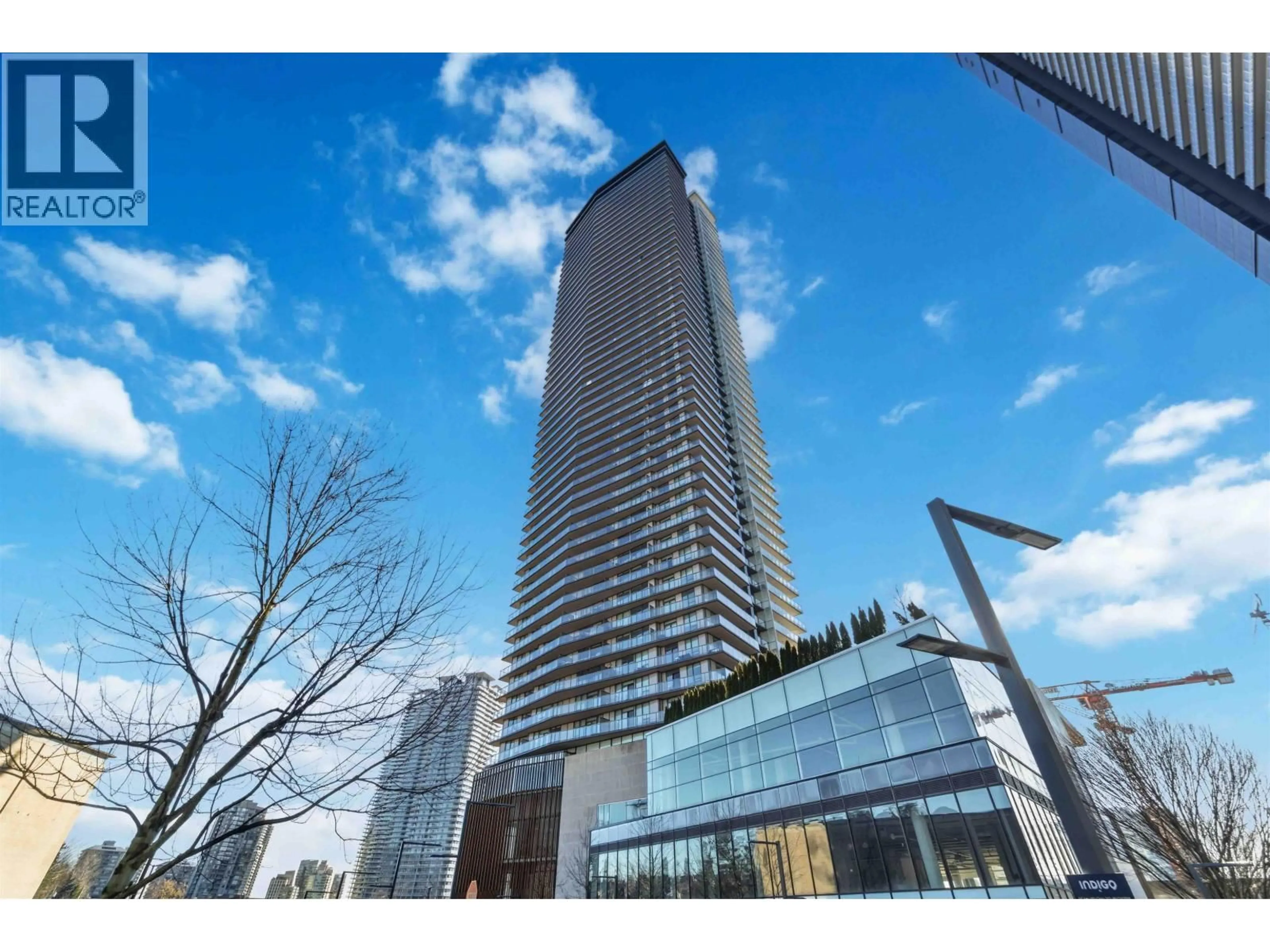 Indoor foyer for 4805 - 4650 BRENTWOOD BOULEVARD, Burnaby British Columbia V5C0M3