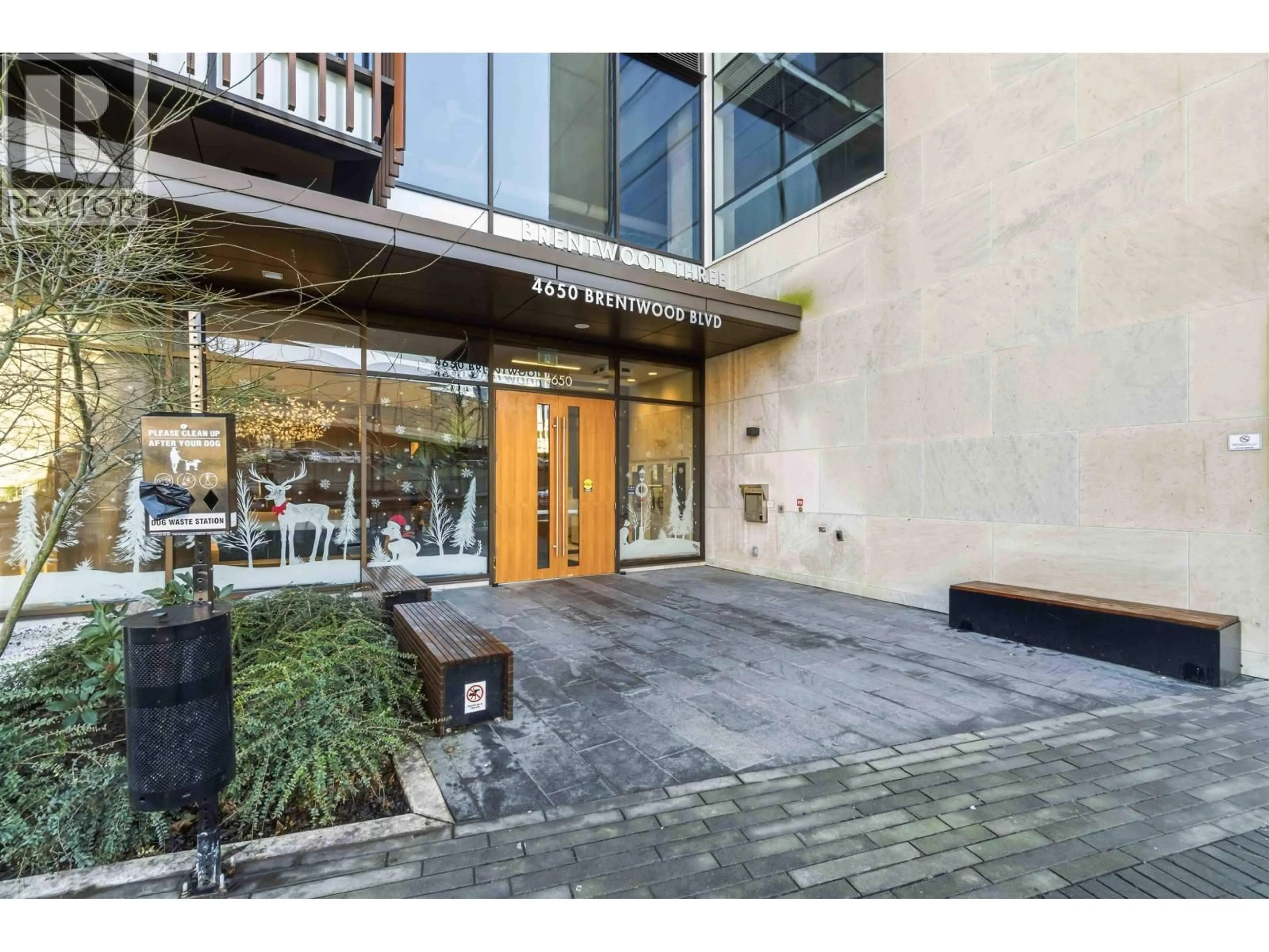 Indoor foyer for 4805 - 4650 BRENTWOOD BOULEVARD, Burnaby British Columbia V5C0M3