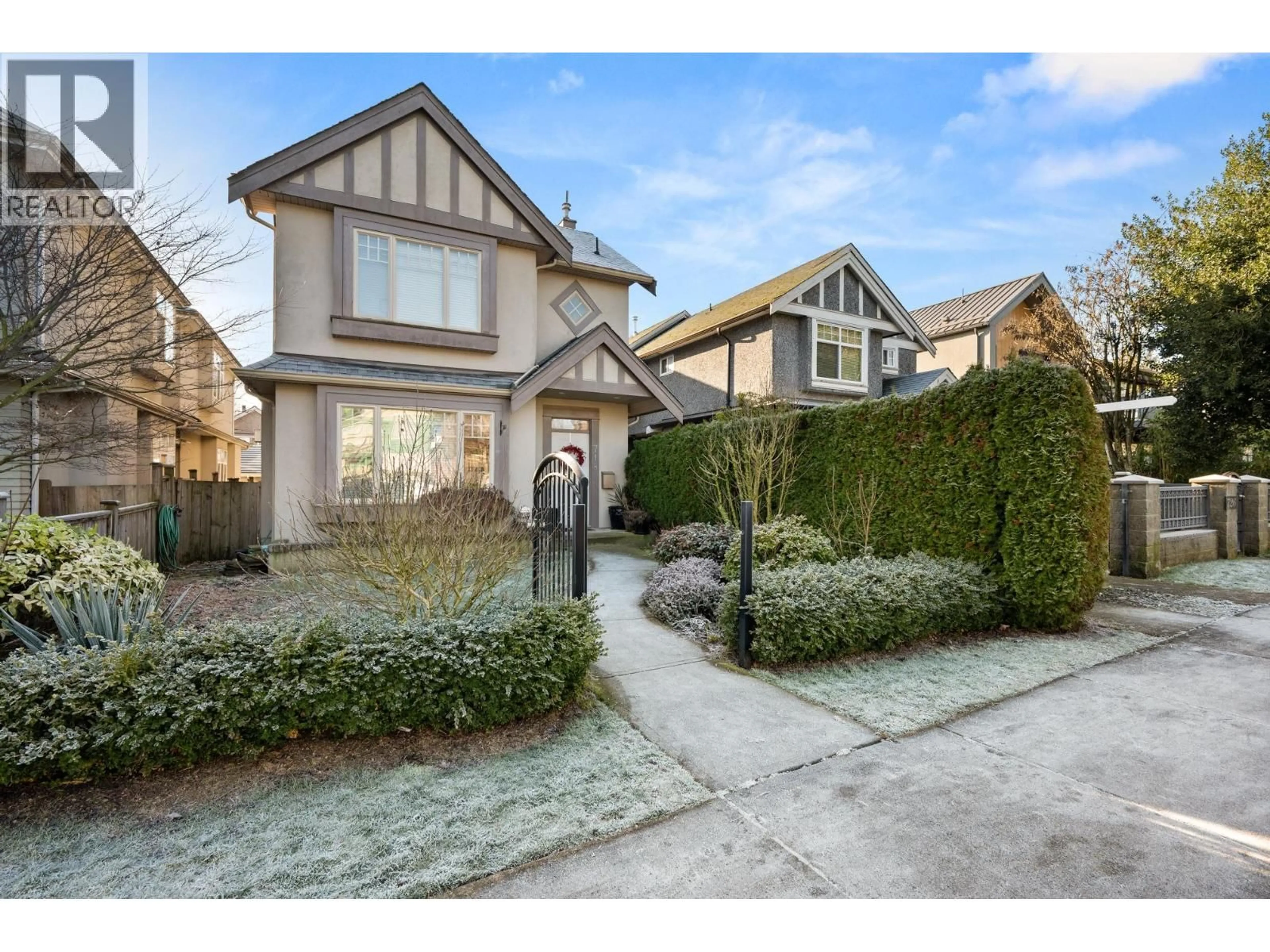 Unknown for 720 68TH AVENUE, Vancouver British Columbia V6P2T9