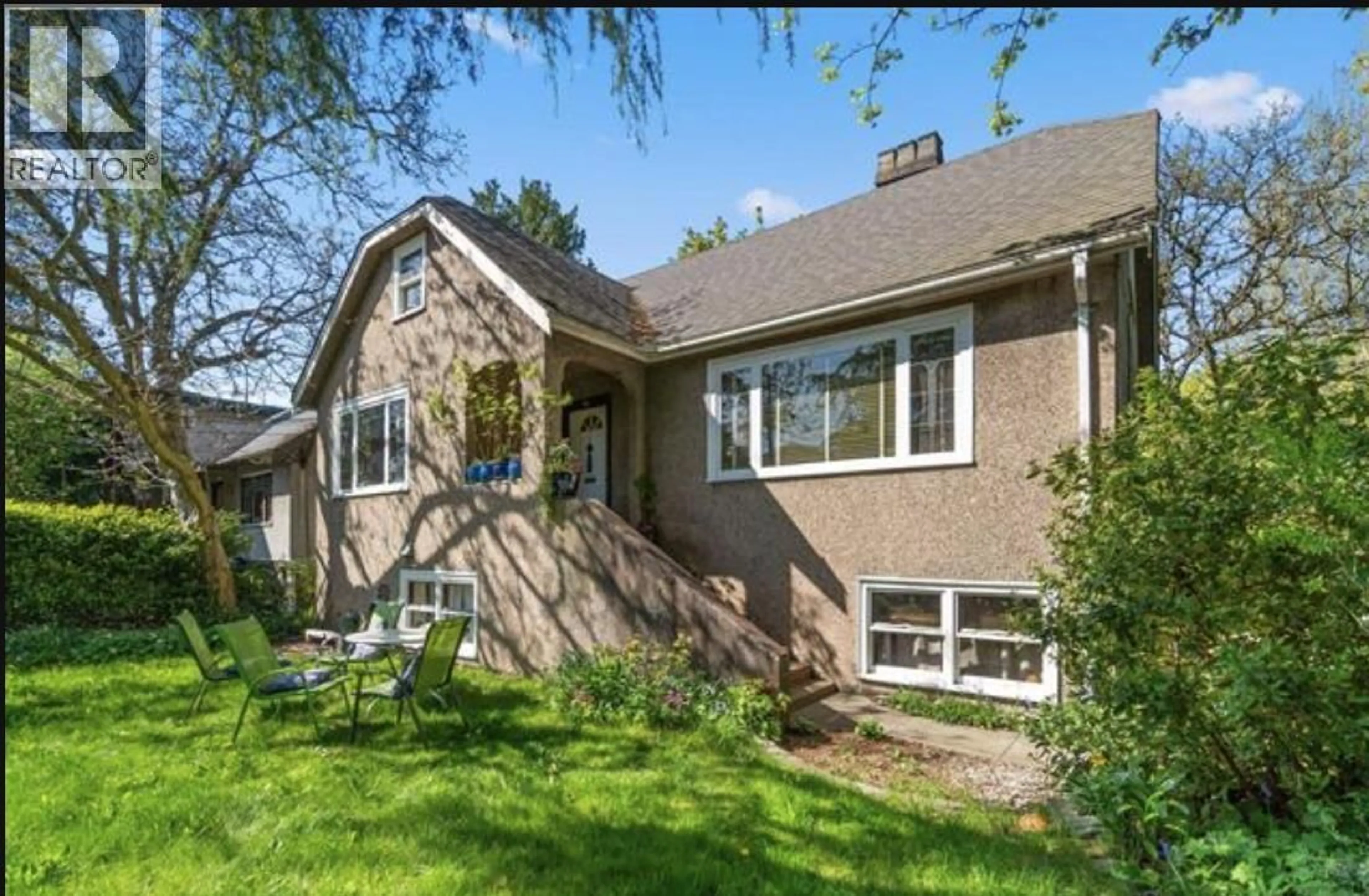 Unknown for 95 15TH AVENUE, Vancouver British Columbia V5T2P5