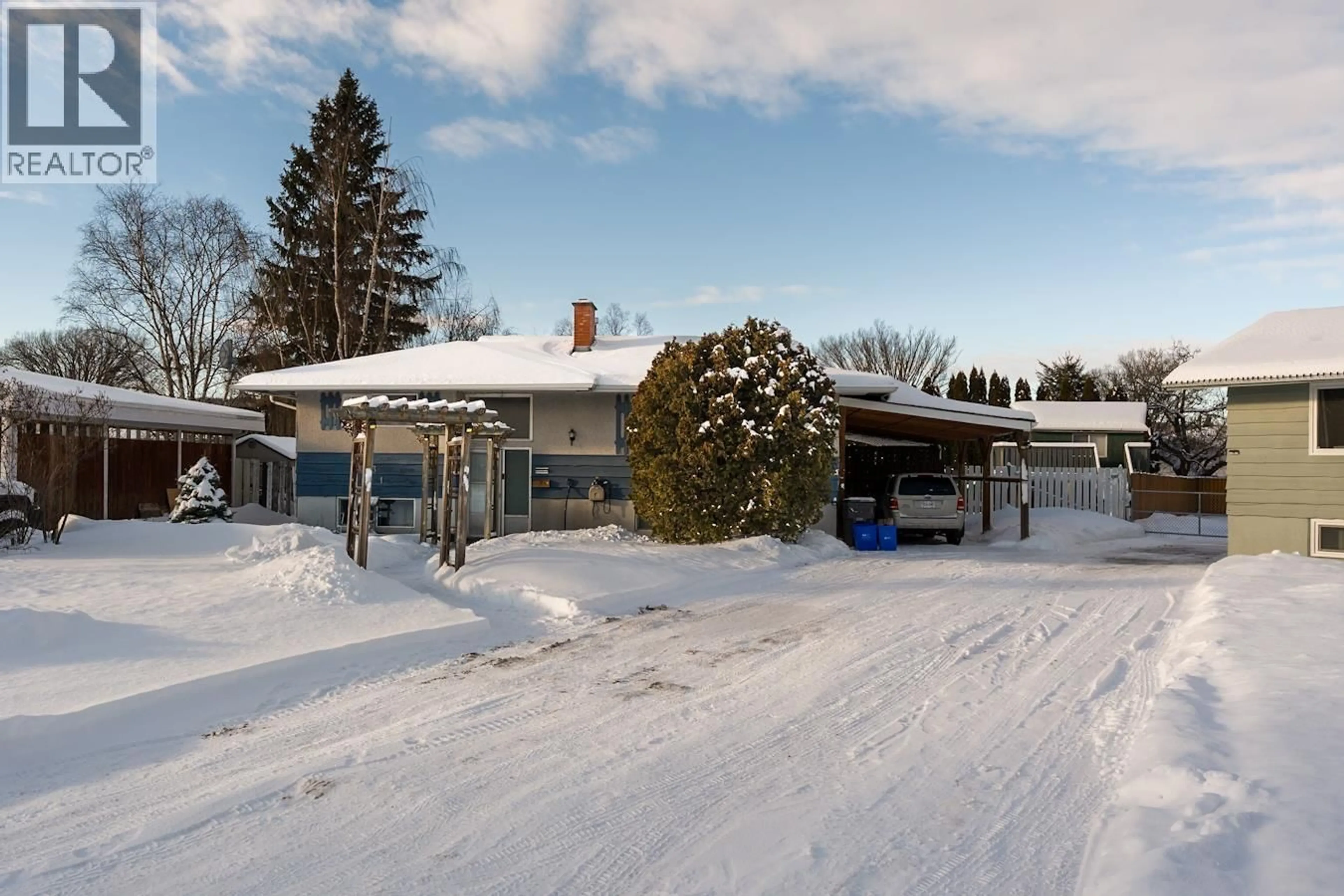 A pic from outside/outdoor area/front of a property/back of a property/a pic from drone, street for 231 WATSON CRESCENT, Prince George British Columbia V2L4P6