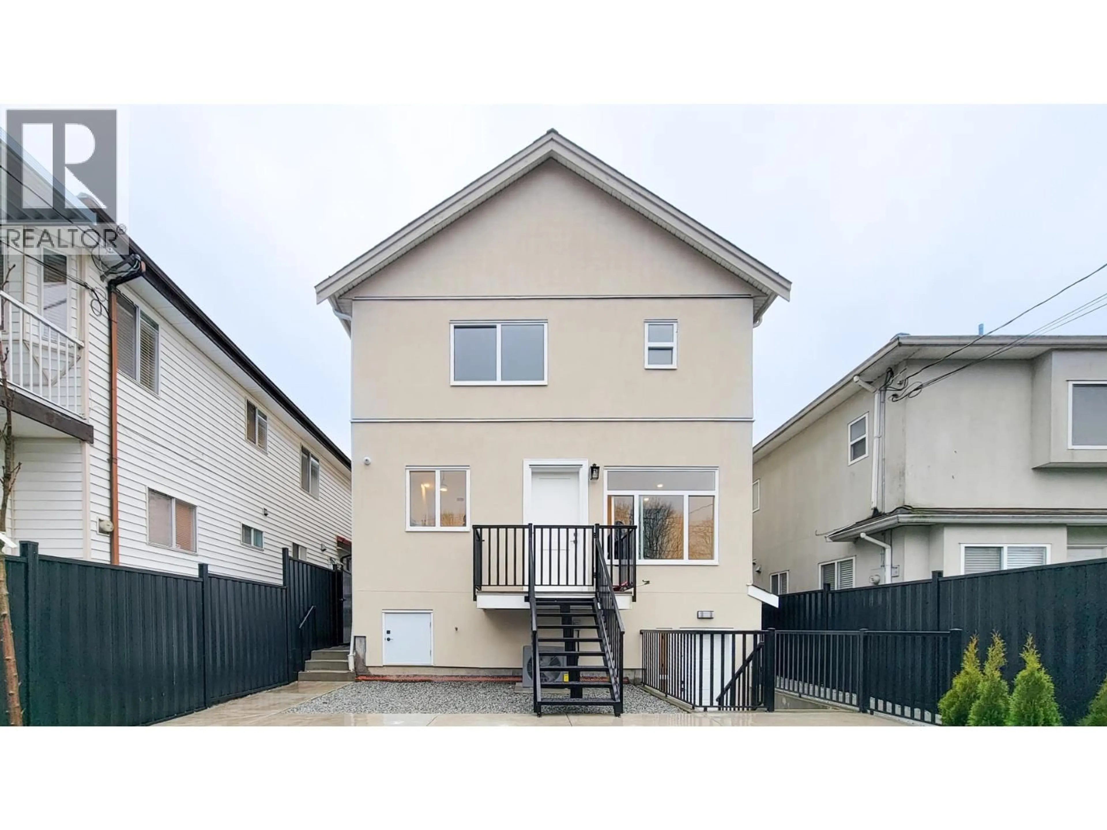 Unknown for 3433 23RD AVENUE, Vancouver British Columbia V5R1C1