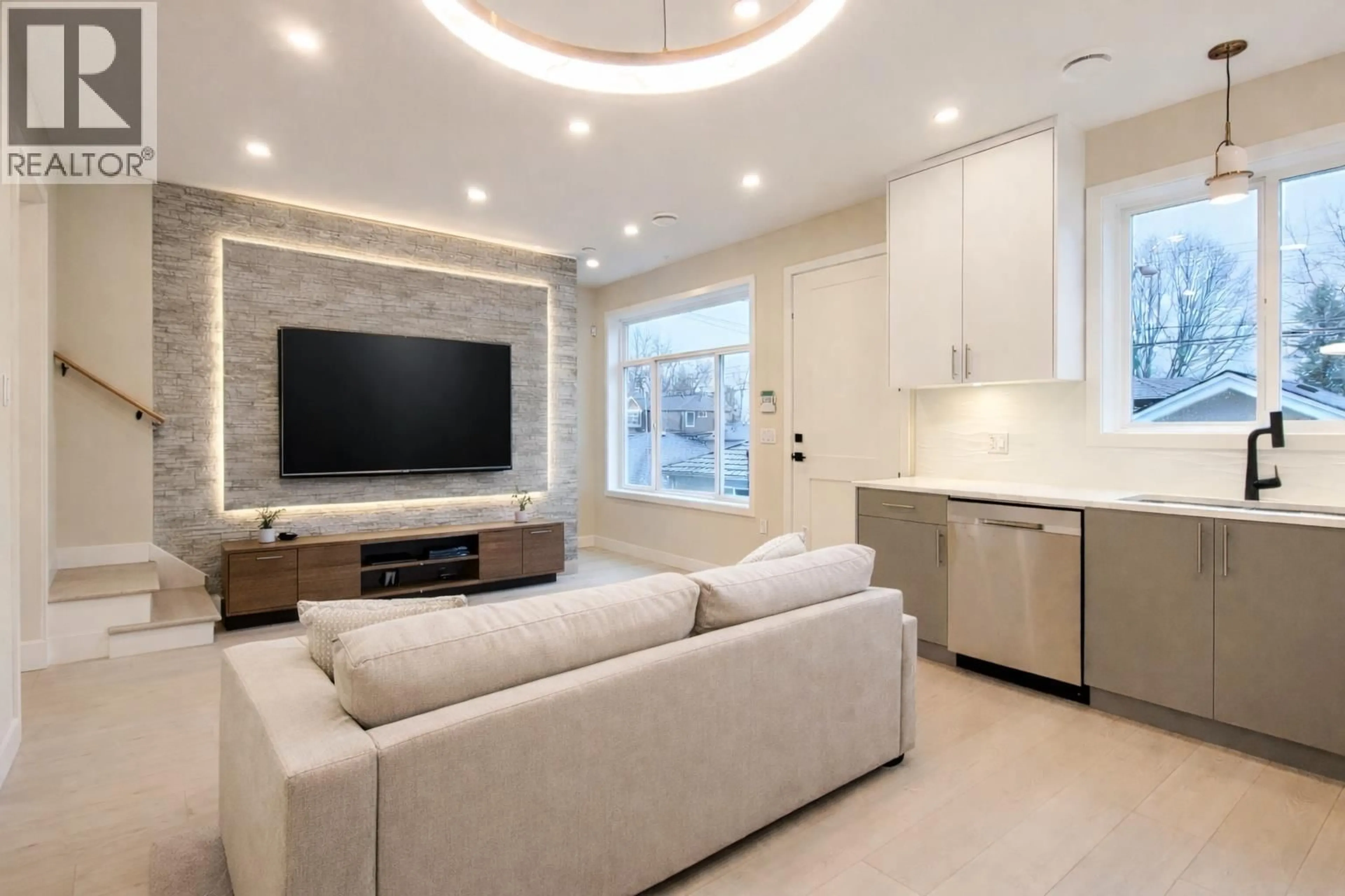 Home theater for 3433 23RD AVENUE, Vancouver British Columbia V5R1C1