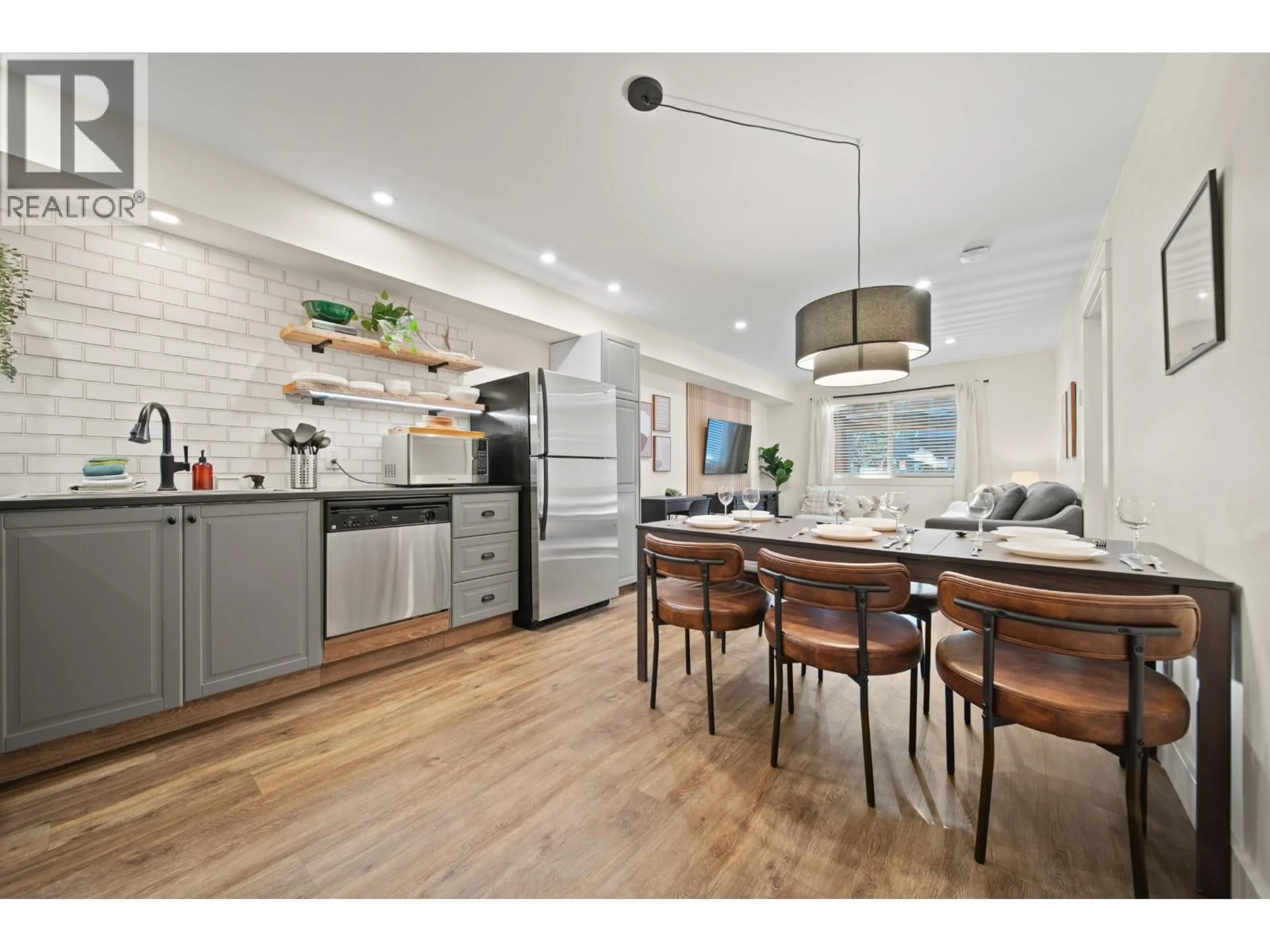 Open concept kitchen, unknown for 101 - 2021 KAREN CRESCENT, Whistler British Columbia V8E0H1