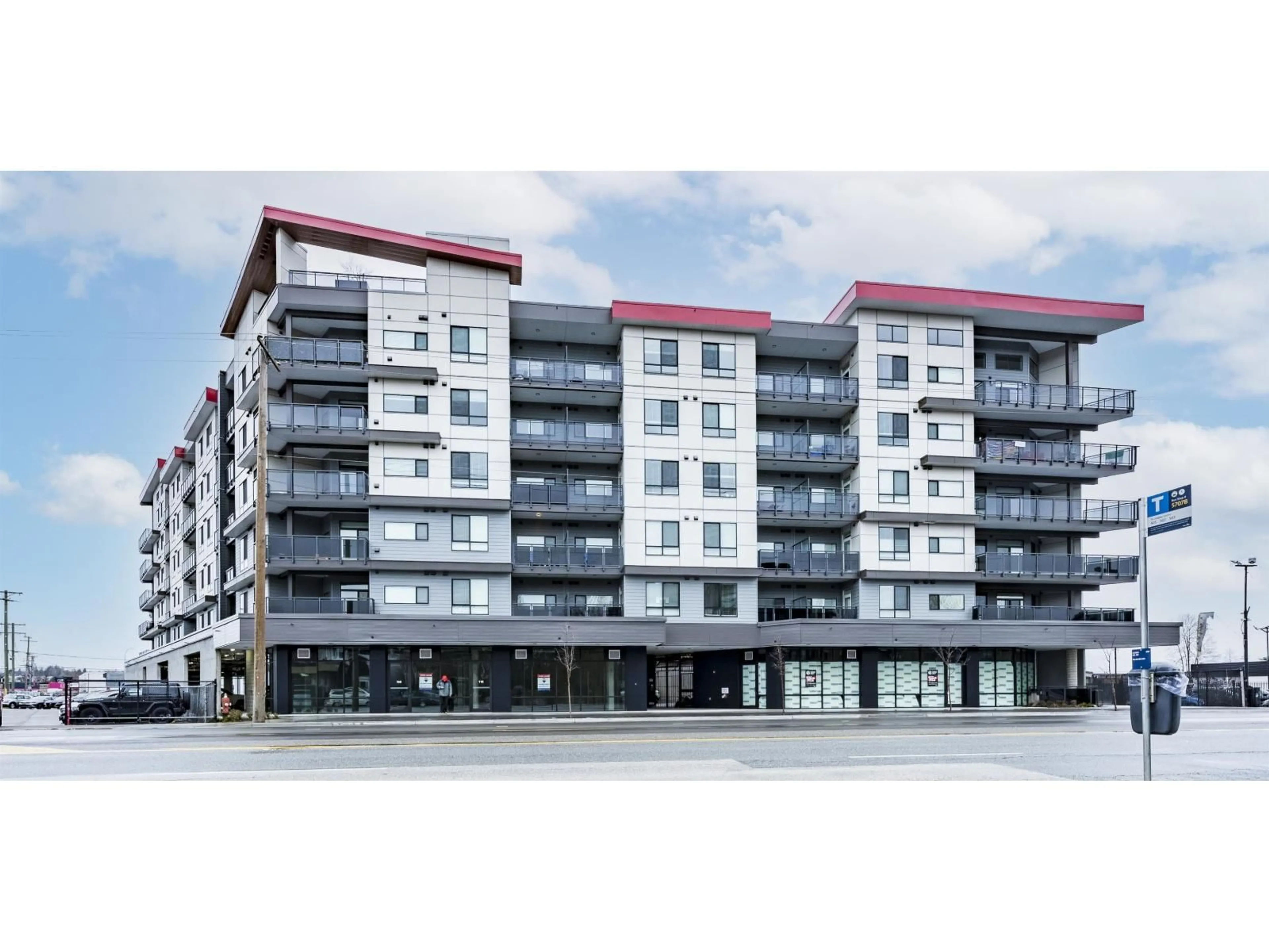 Unknown for 204 - 20061 FRASER HIGHWAY, Langley British Columbia V3A0R4