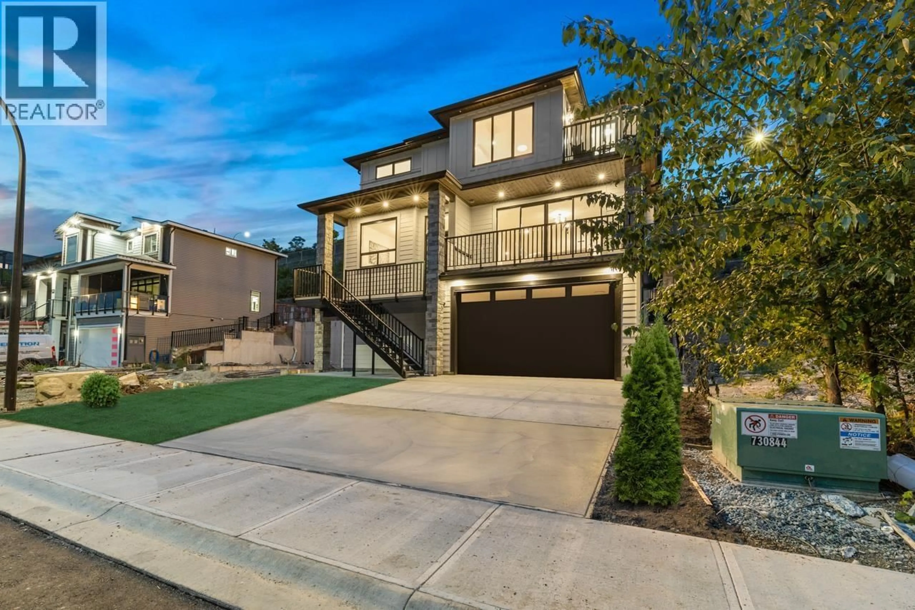 Unknown for 10490 MCVEETY STREET, Maple Ridge British Columbia V2W0K3