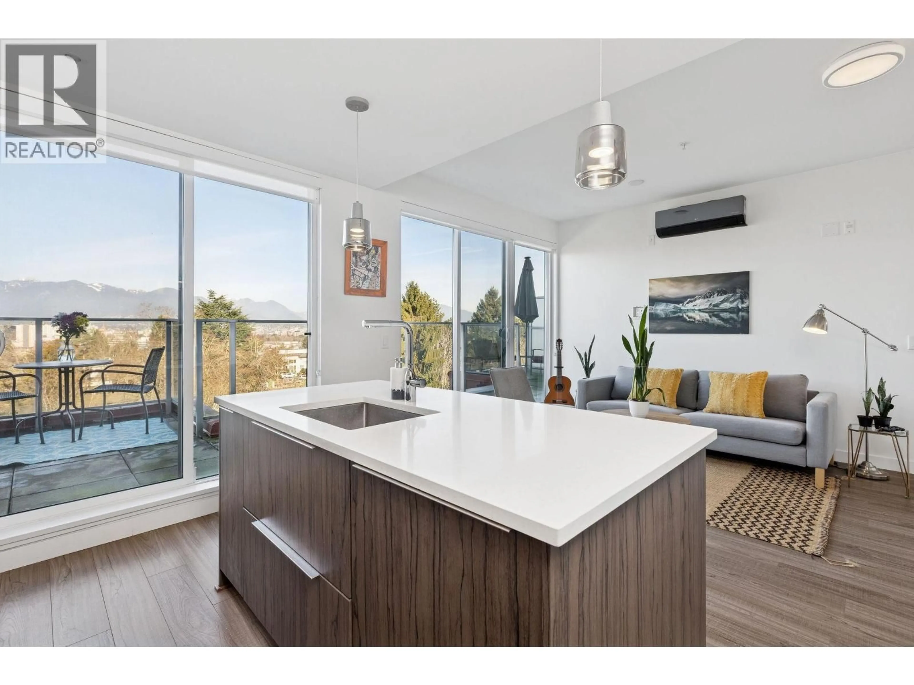 Open concept kitchen, unknown for 505 - 379 BROADWAY, Vancouver British Columbia V5T1W6