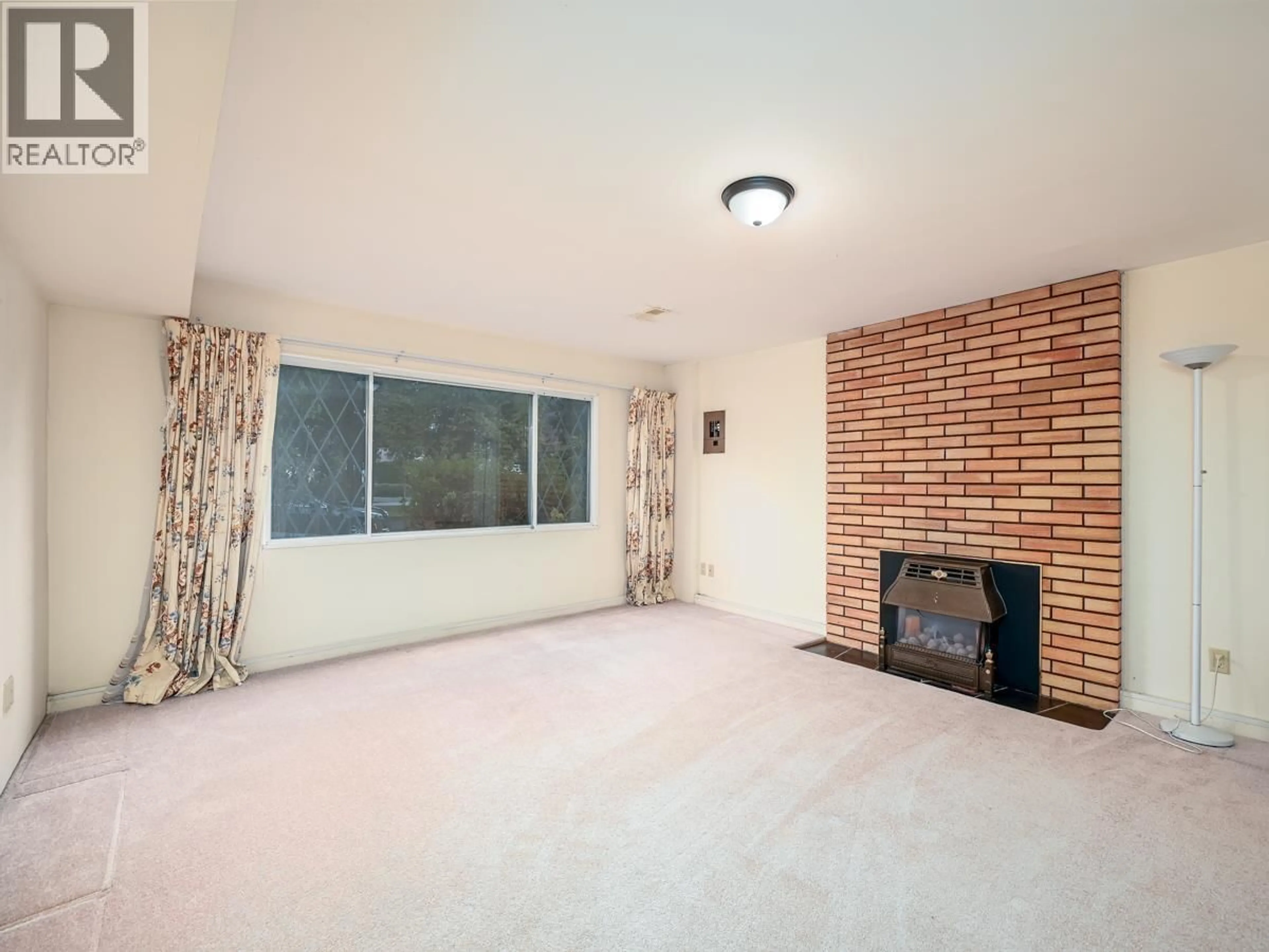 A pic of a room for 6031 ALTA COURT, Richmond British Columbia V7C4A2