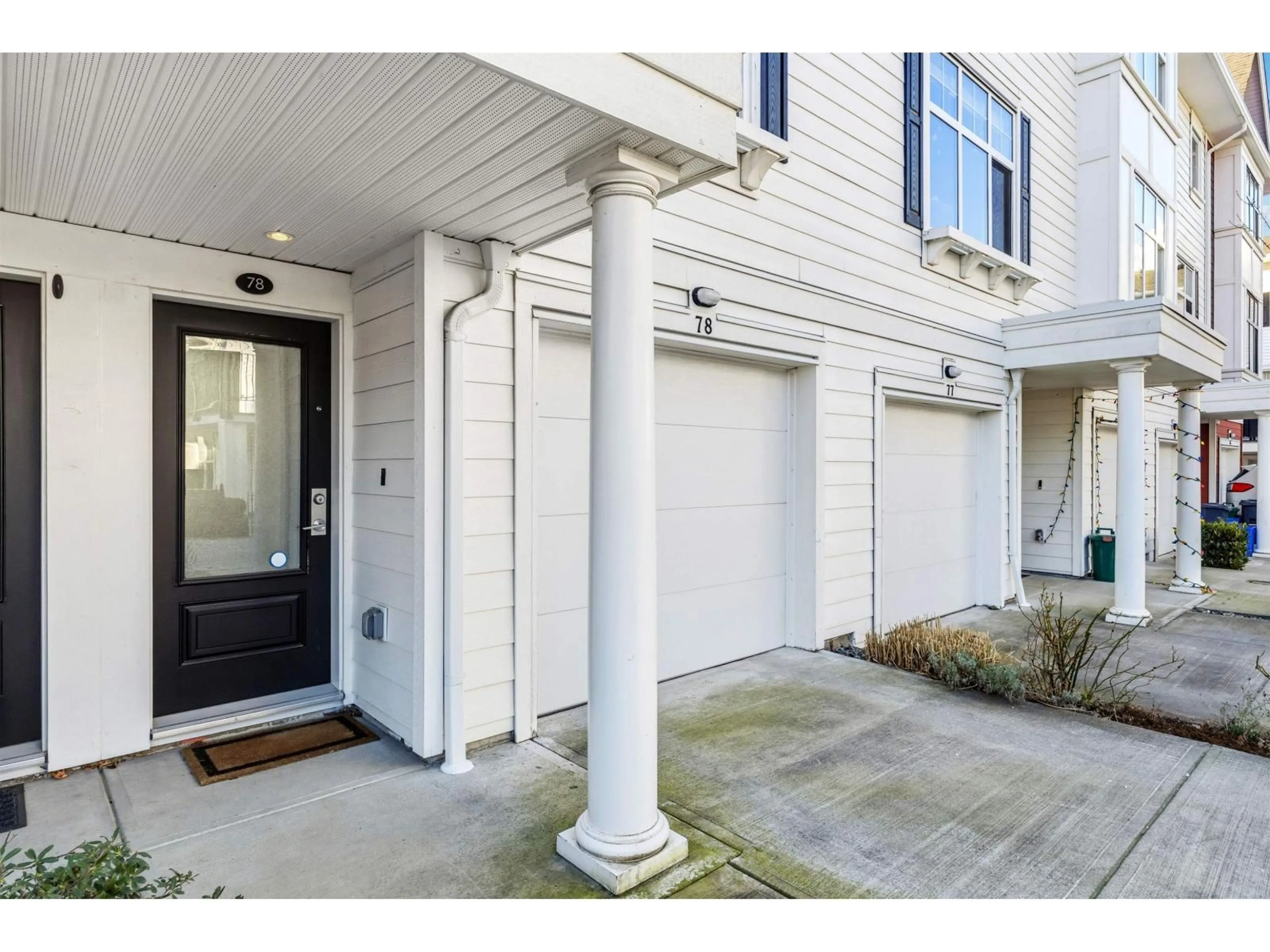 Indoor entryway for 78 - 27735 ROUNDHOUSE DRIVE, Abbotsford British Columbia V4X0B9