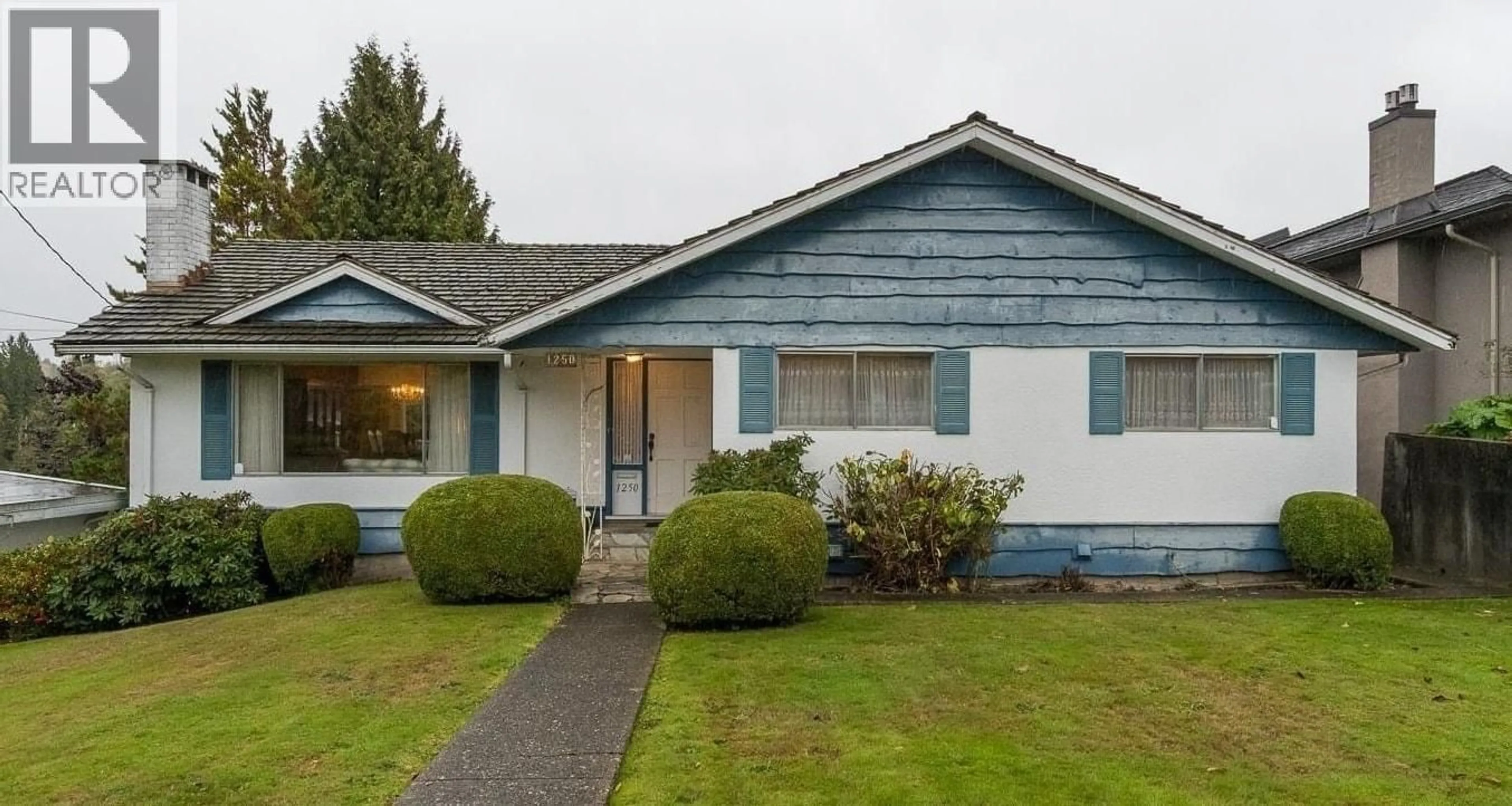 Home with vinyl exterior material, street for 1250 DELTA AVENUE, Burnaby British Columbia V5B3G2