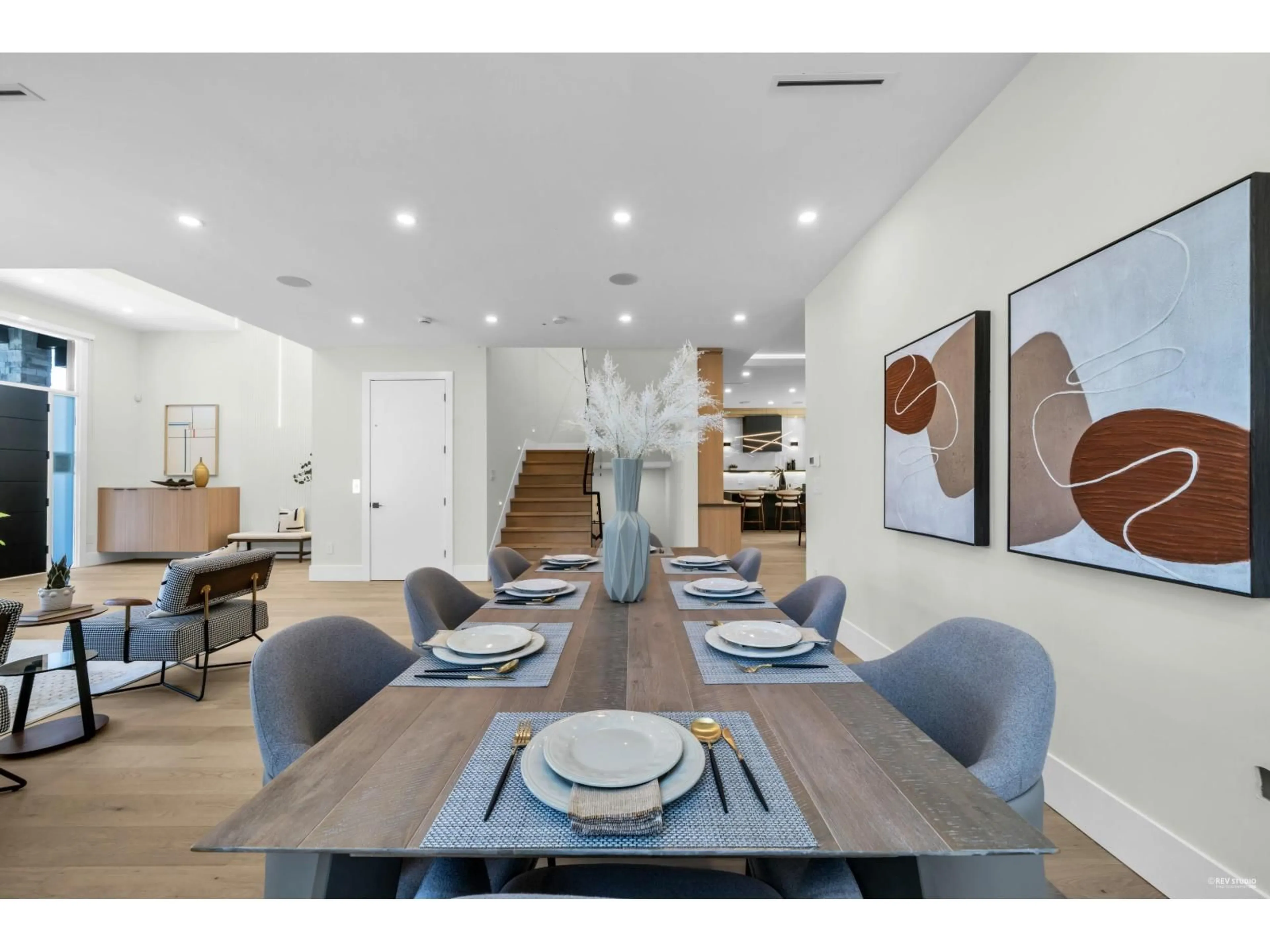 Dining room, wood/laminate floor for 10062 174A STREET, Surrey British Columbia V4N4L7